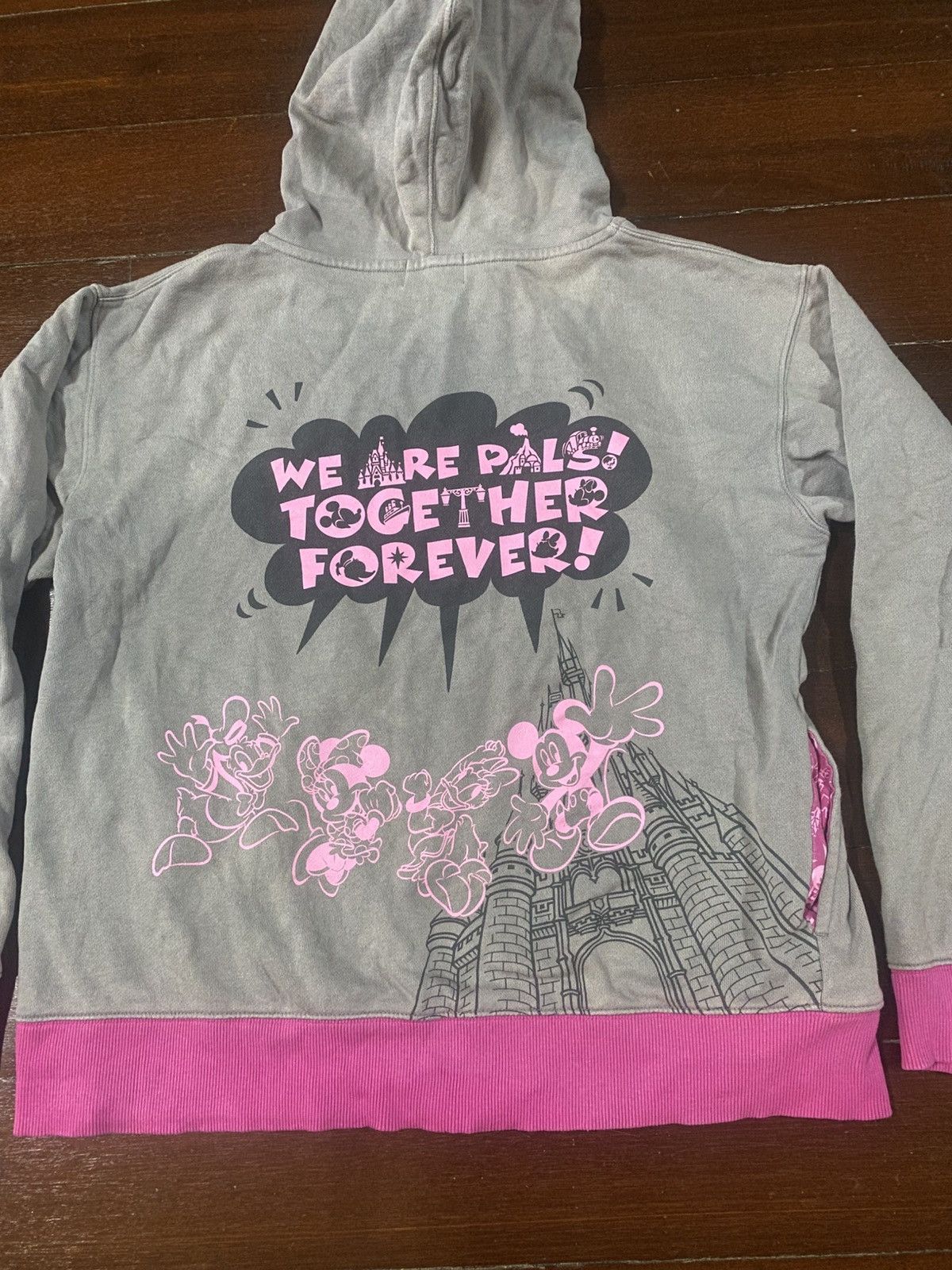 Disney Rare minnie mouse Disney tokyo resort Hoodie OG Size US L / EU 52-54 / 3 - 8 Thumbnail