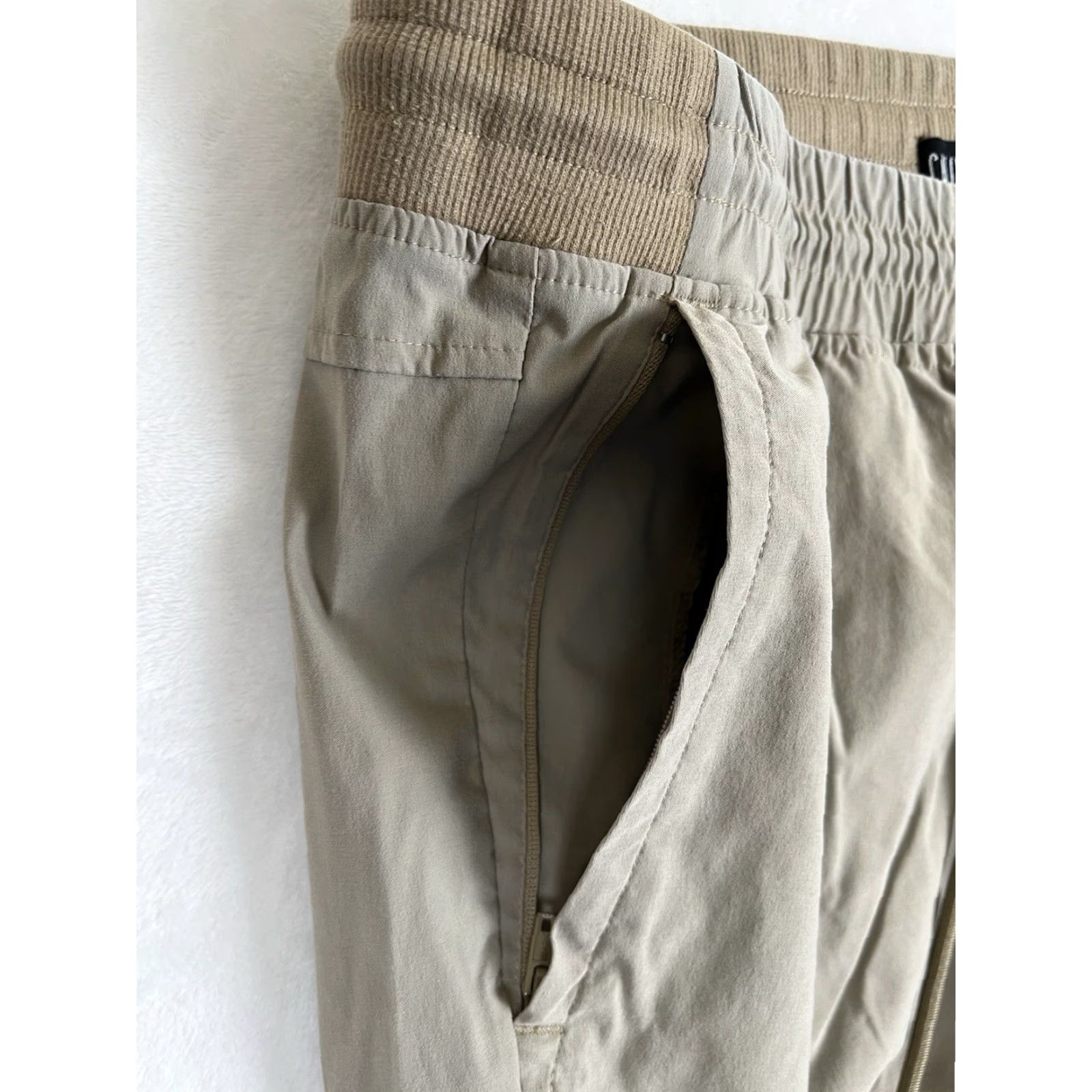 Vintage CALIVILLE Jogger Pants Beige Light Brown Men’s XL Elastic Waist Nylon Regular 29 In Seamy 36 In Waist Casual Size US 36 / EU 52 - 5 Thumbnail