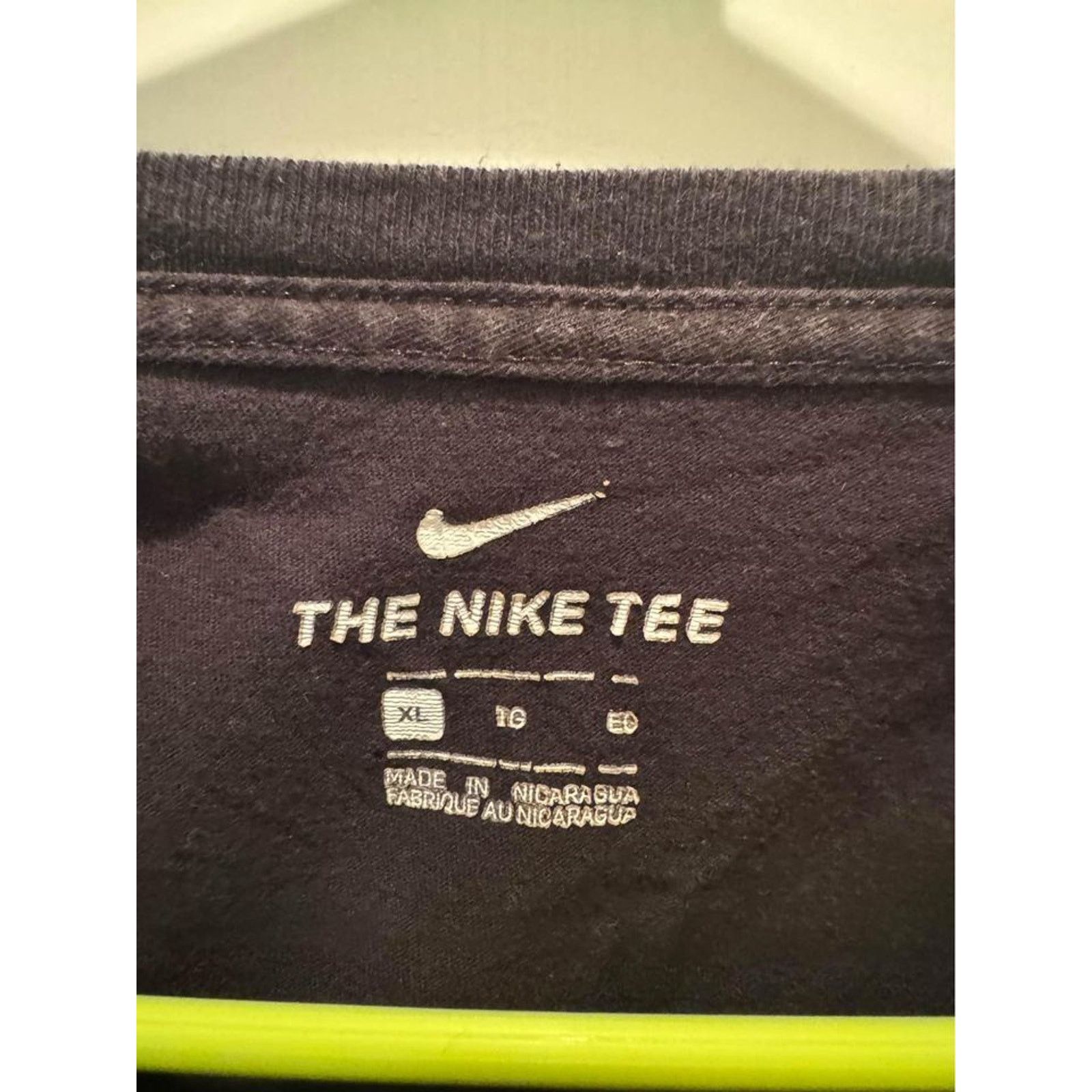 Nike Mens Nike T Shirts, “The Nike Tee”, SZ XL Sports Casual Size US XL / EU 56 / 4 - 3 Thumbnail