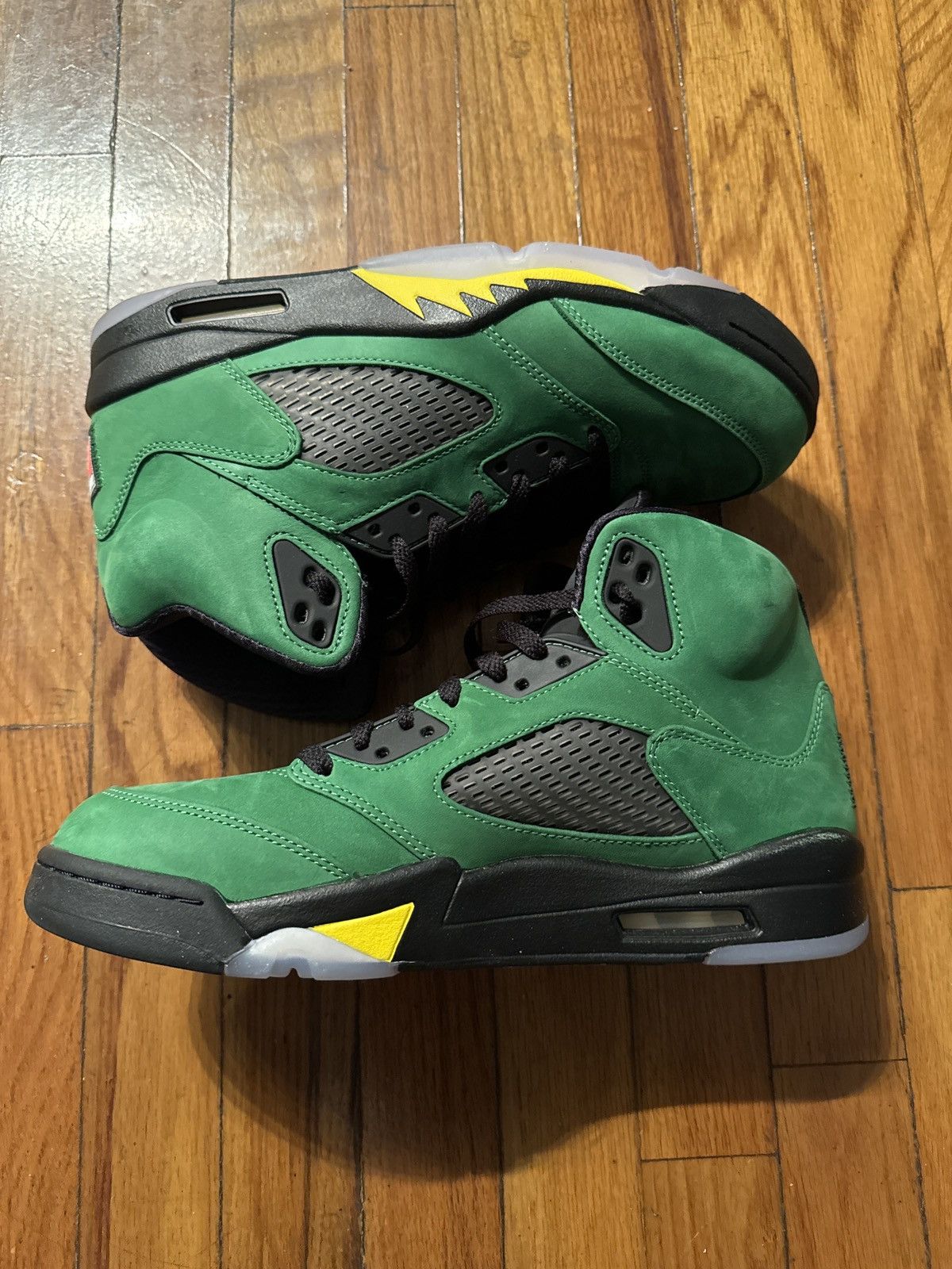 Jordan Brand × Nike Jordan Retro 5 Retro Se Oregon Size US 10 / EU 43 - 1 Thumbnail