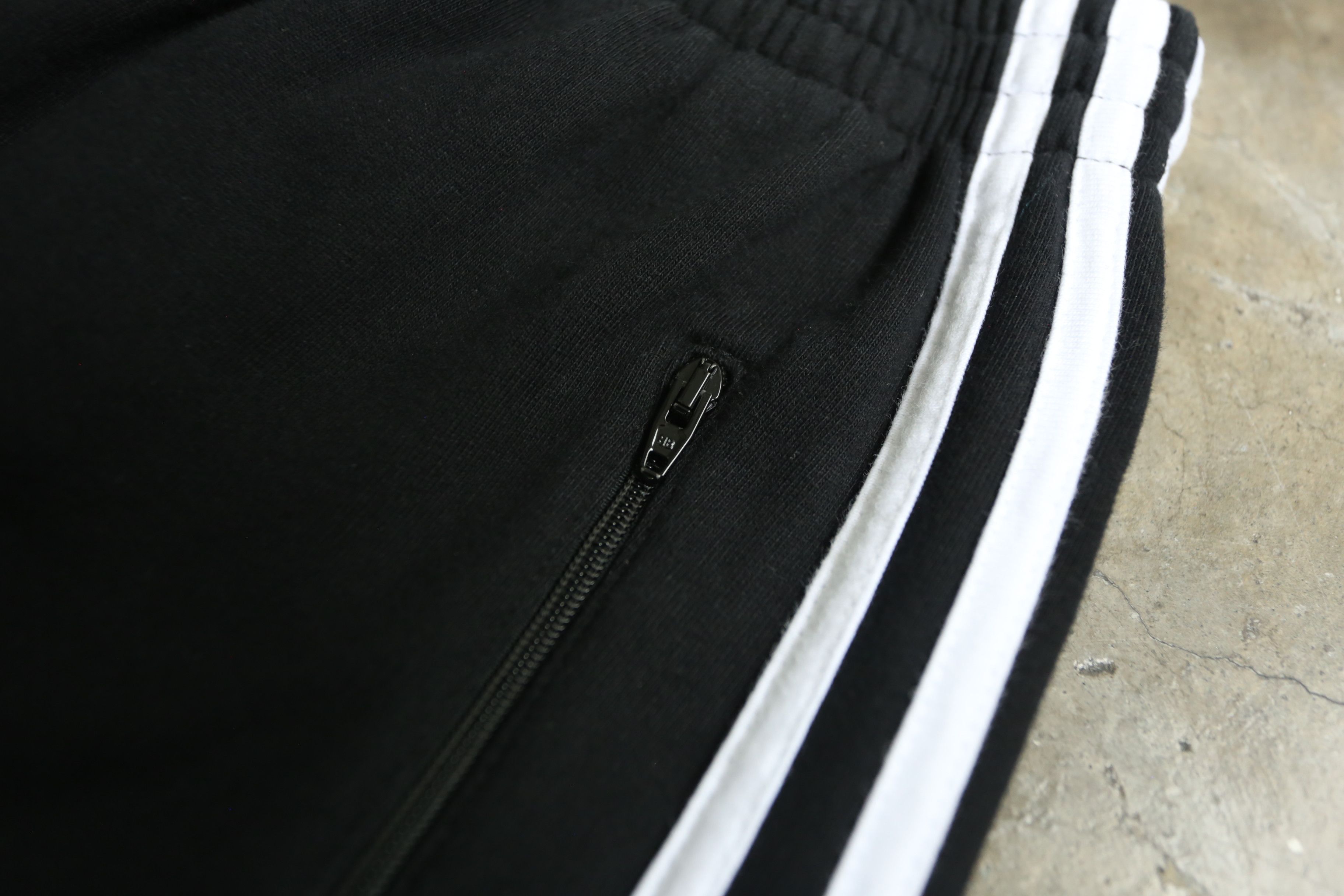 Adidas × Balenciaga Balenciaga - Adidas - Resort 2023 - Baggy Sweatpants Size US 30 / EU 46 - 5 Thumbnail