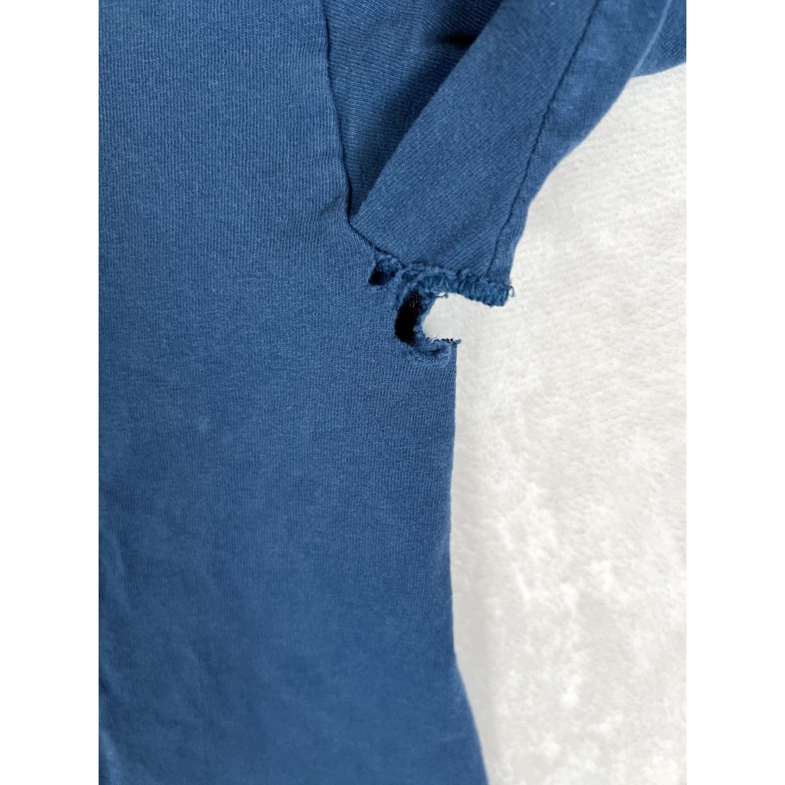 Vintage VINTAGE Santa Cruz T-Shirt Regular Men L Blue Distress 90s Beach OG Logo Short Sleeve Crew Neck Double-Sided Size US L / EU 52-54 / 3 - 6 Thumbnail