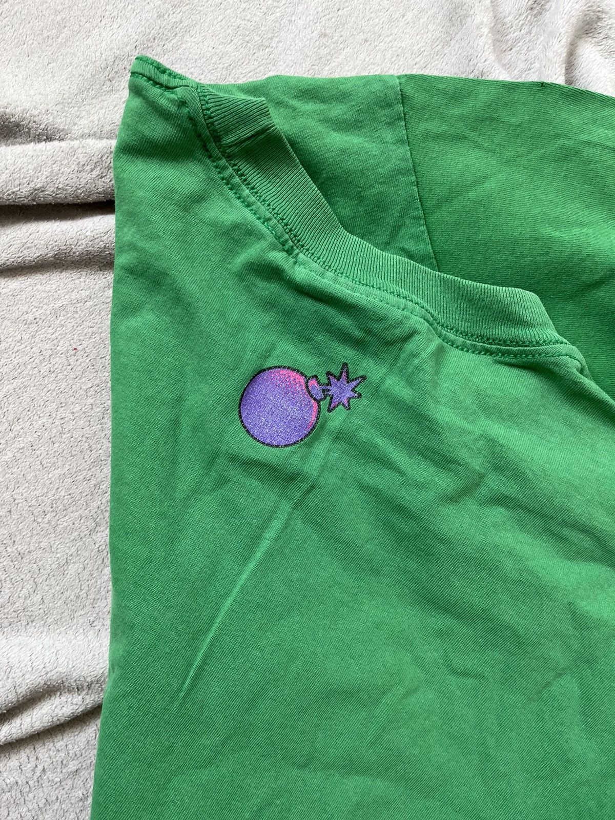 The Hundreds × Vintage Vintage The Hundreds bomb t shirt rare Size US M / EU 48-50 / 2 - 4 Thumbnail