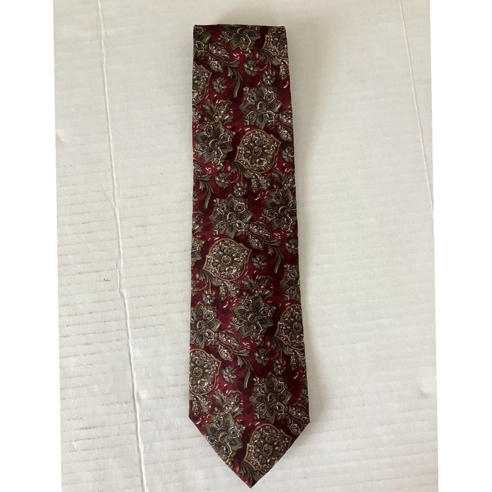 COLOURS BY ALEXANDER JULIAN Vintage Red & Tan hotsell Paisley Men's Formal Neck Tie