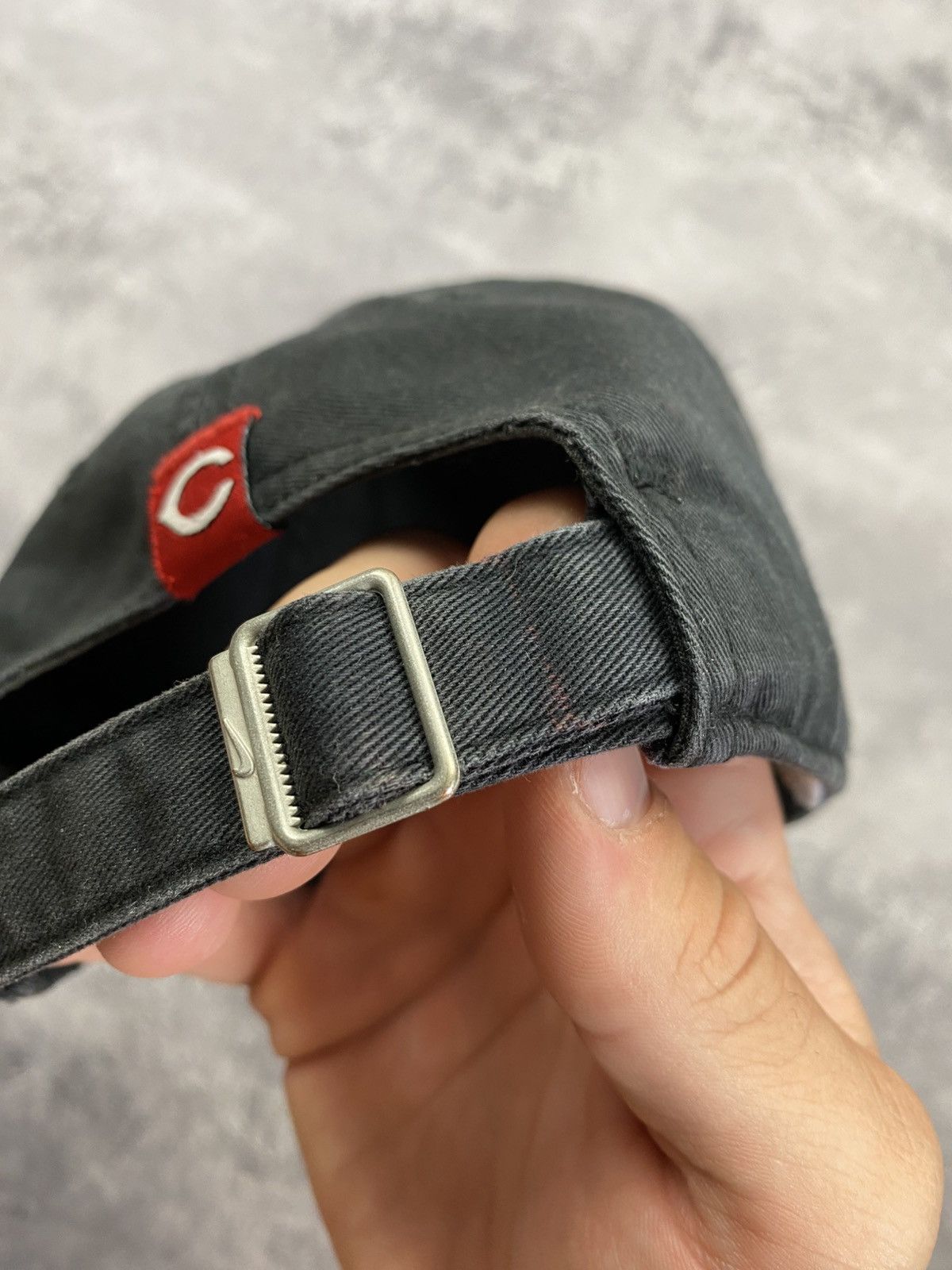 Nike Vintage Nike Team Reds Cap Rare Black Y2K 90s Swoosh Hat MLB Size ONE SIZE - 10 Thumbnail
