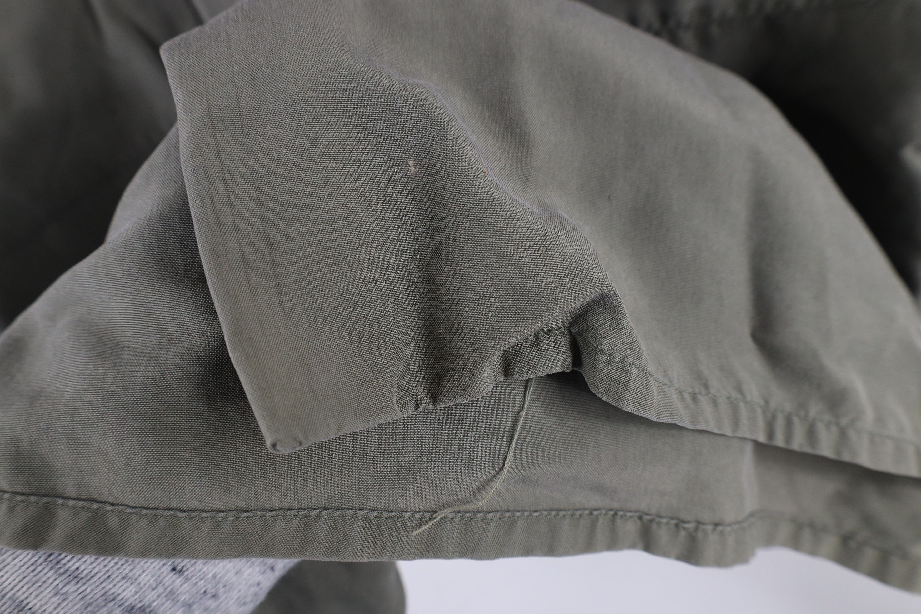 Vintage Vintage 90s Streetwear Silk Looped Collar Board Button Shirt Size US S / EU 44-46 / 1 - 8 Thumbnail