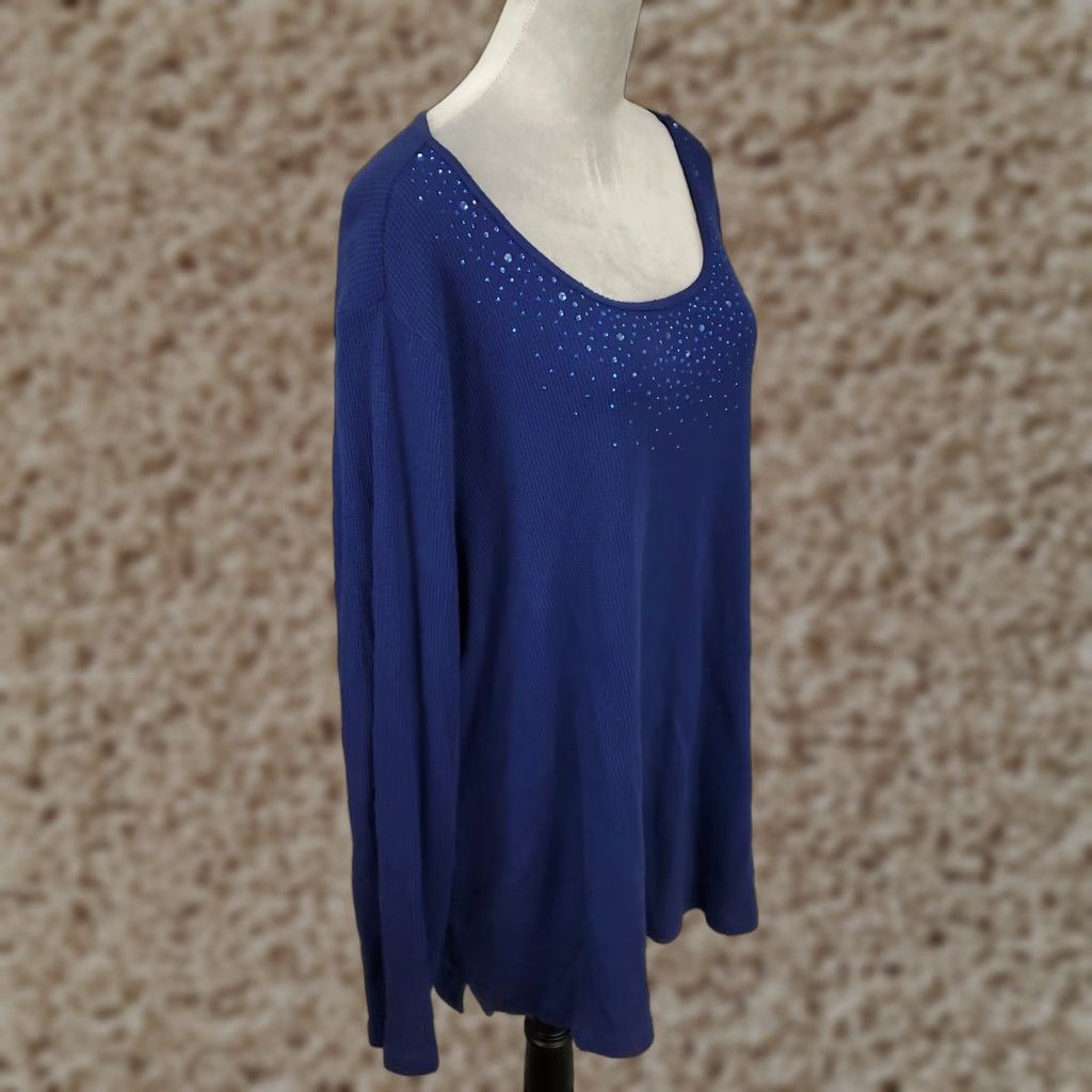 Quacker Factory VINTAGE Quacker Factory Blouse Womens 2X Blue Rhinestone Waffle Knit Long Sleeve Pullover Classic Size XXL / US 16-18 / IT 52-54 - 1 Thumbnail