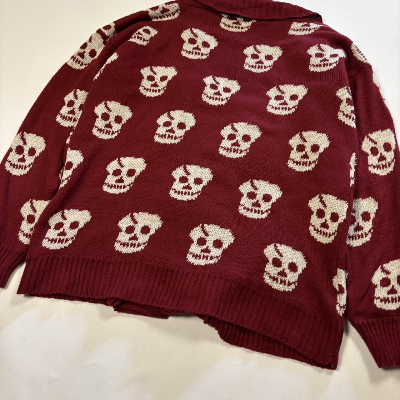 Japanese Brand Vintage Y2K Skull Print Cardigan Knit Size US L / EU 52-54 / 3 - 5 Thumbnail