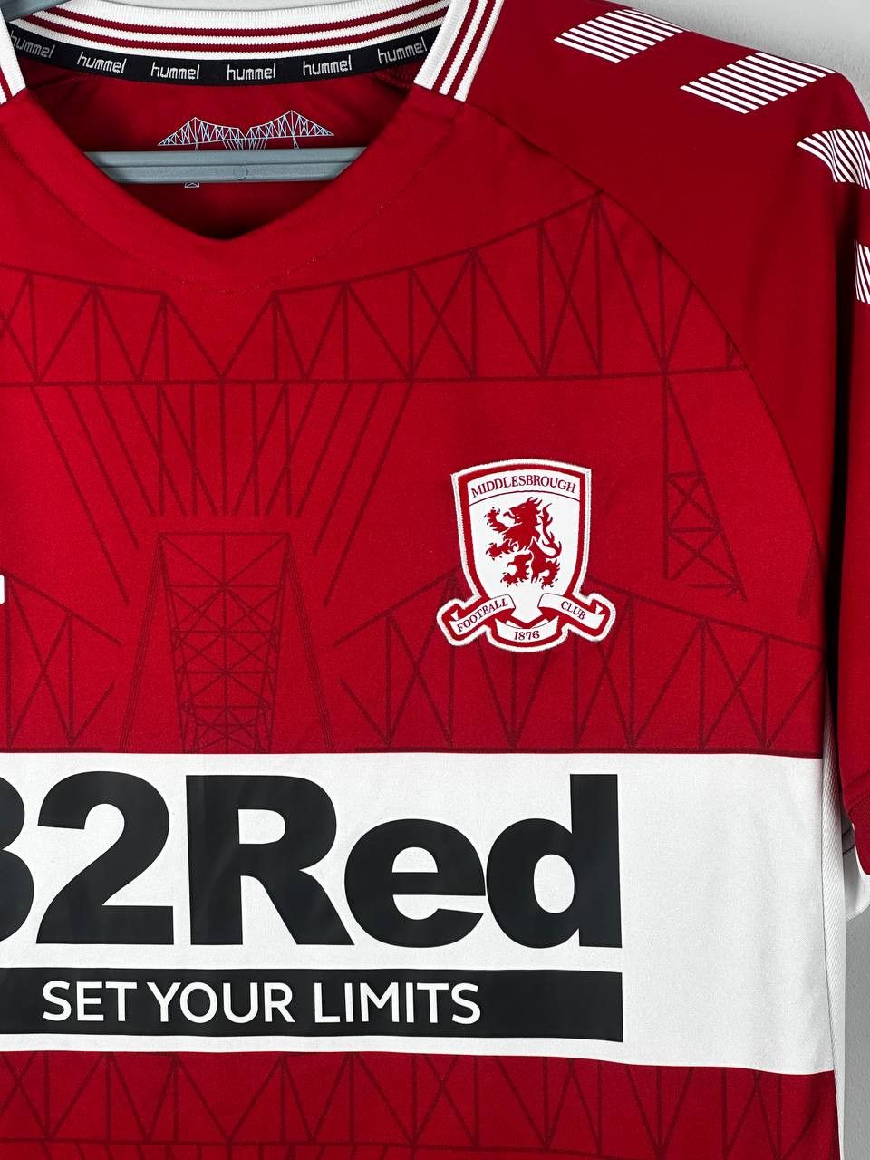 Hummel Middlesbrough 2021/2022 Hummel Home Football Jersey Size XL Size US XL / EU 56 / 4 - 5 Thumbnail