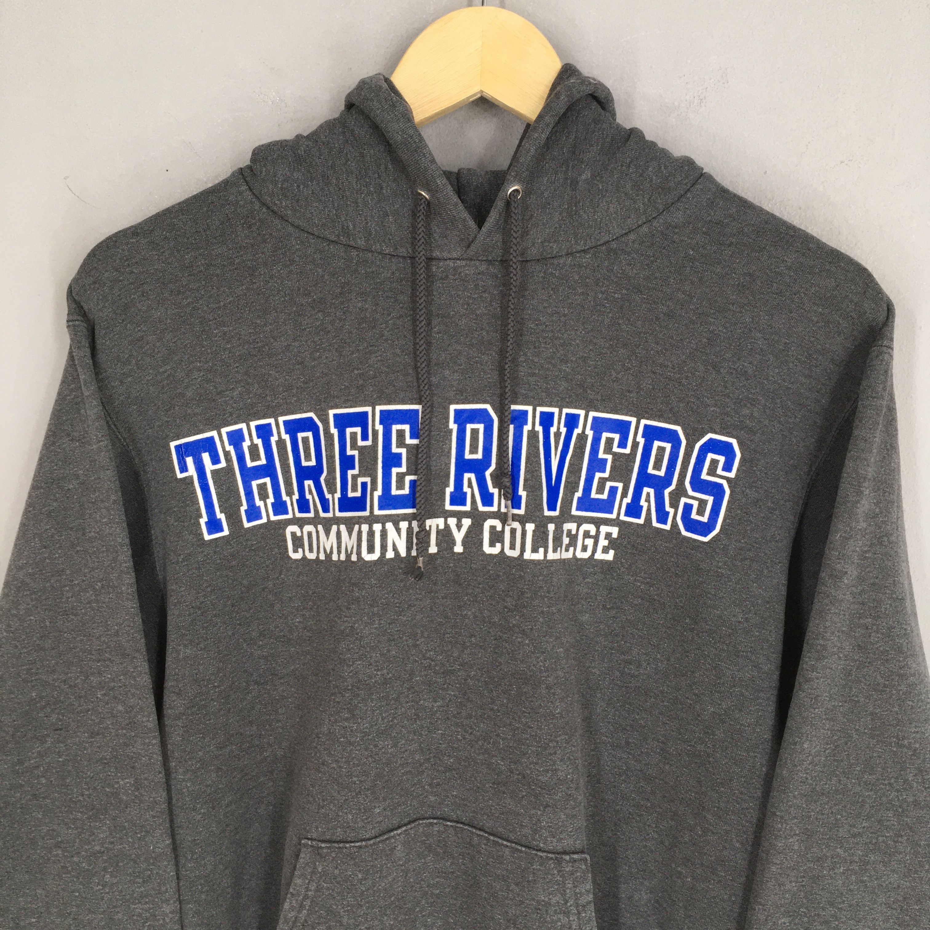 Champion × NCAA × Vintage Vintage Three Rivers Community College Hoodie Small Size US S / EU 44-46 / 1 - 2 Thumbnail