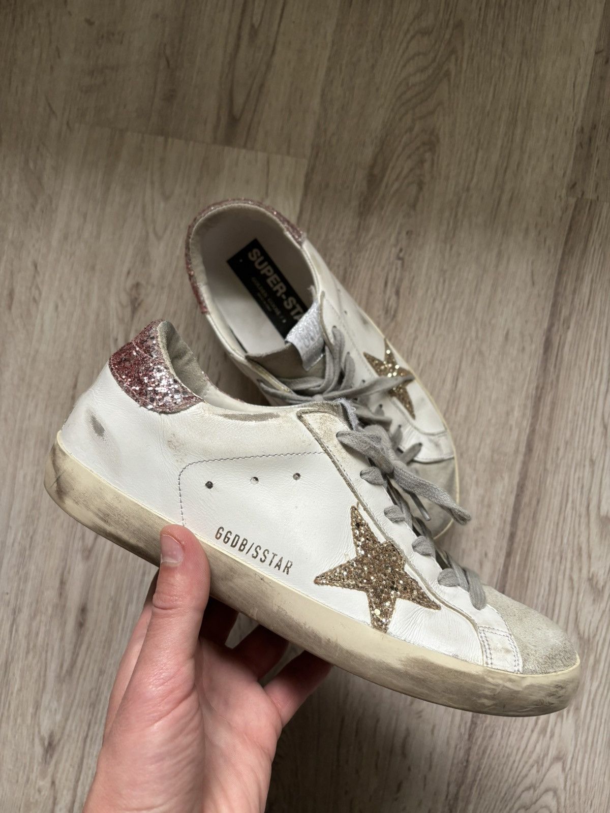 Golden Goose Golden Goose Super-star with Glitter Star EU41 US10 UK8 Size US 10 / IT 40 - 1 Thumbnail