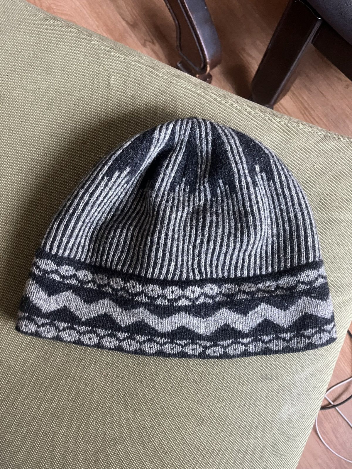 Zucca Zucca, Issey Miyake Beanie. Riversable Size ONE SIZE - 1 Thumbnail