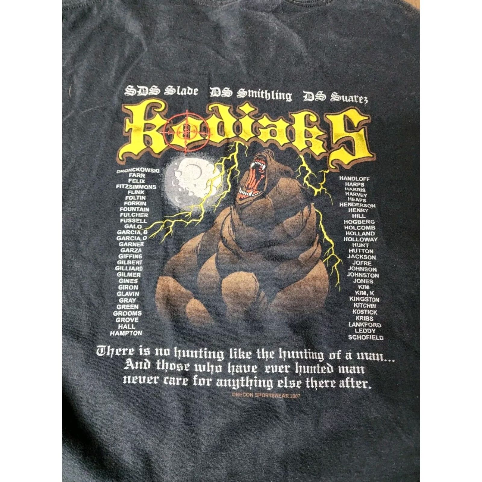 Hanes Retro Mens XL Charlie Infantry Military Double Sided Kodiaks Bear Shirt Size US XL / EU 56 / 4 - 3 Thumbnail
