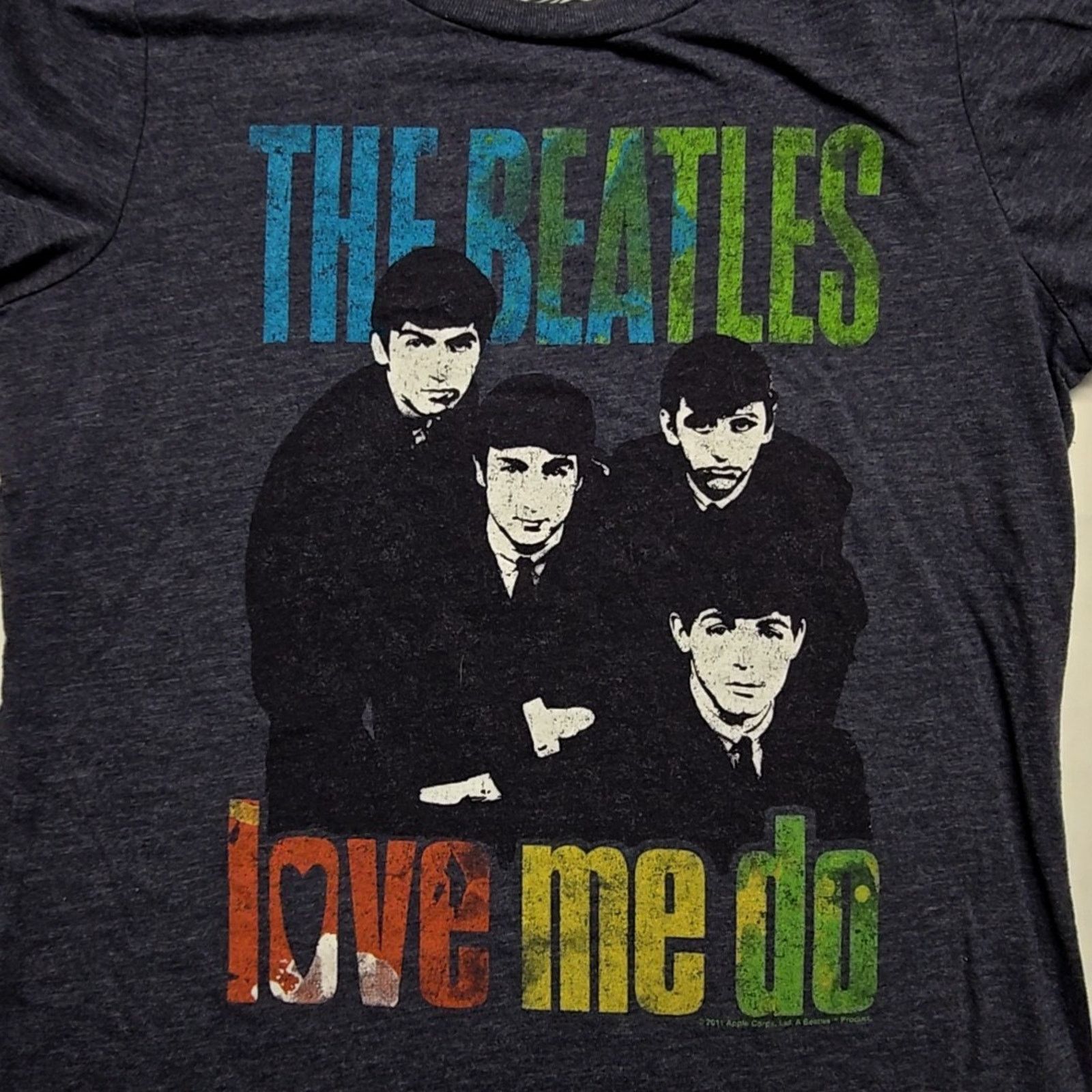 Old Navy The Beatles Love Me Do Shirt Womens Blue Medium Graphic Tee Size M / US 6-8 / IT 42-44 - 2 Thumbnail