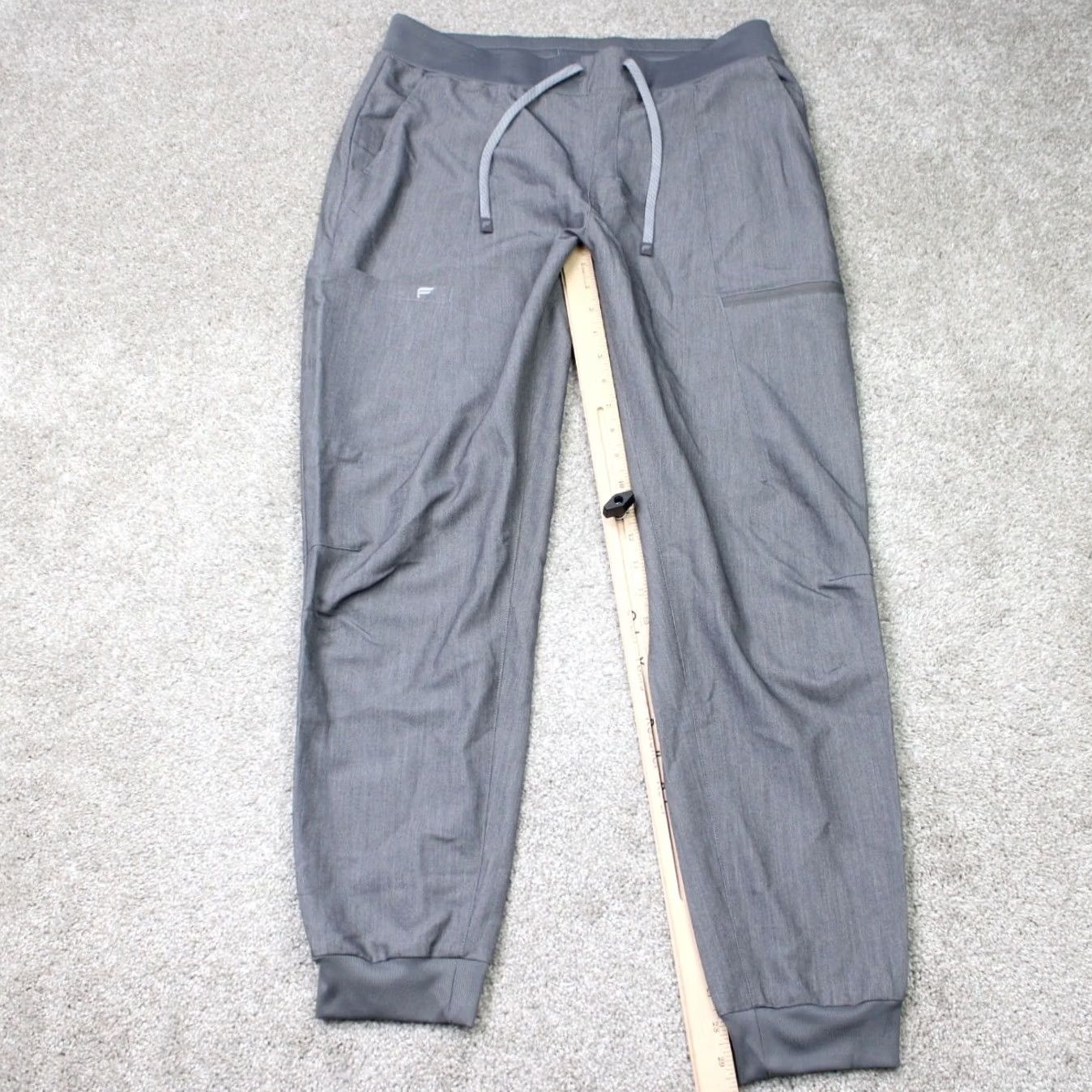 Fabletics Fabletics Gray High Rise Scrub Joggers 6 Pocket Pants Womens L/Gray/Polyester/Viscose/Elastane Womens Size 36" / US 14 / IT 50 - 2 Thumbnail