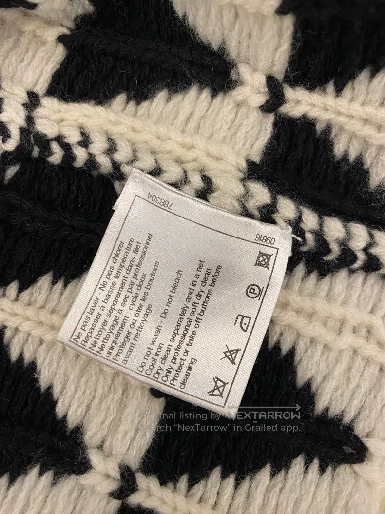 Chanel Chanel Black and white colour block lapel knitted jacket Size XS / US 0-2 / IT 36-38 - 4 Thumbnail