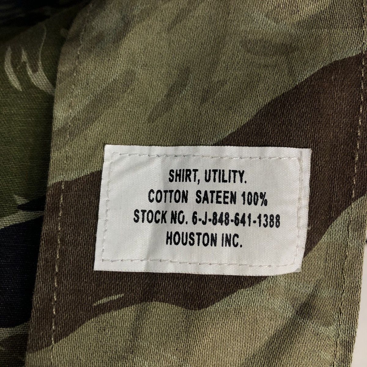 Vintage 📌Vintage Tiger Striped Camouflage Shirt Houstan Usa Size US M / EU 48-50 / 2 - 18 Thumbnail