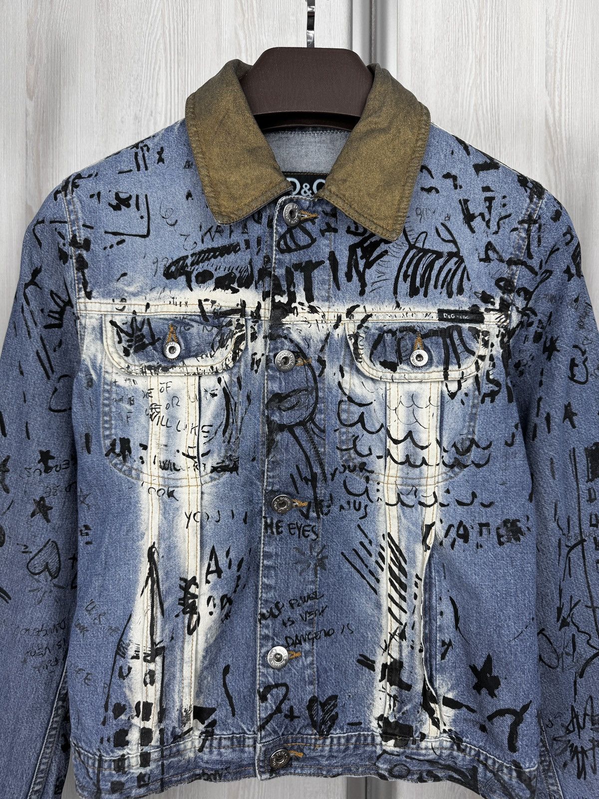 Dolce & Gabbana DOLCE & GABBANA SCRIBBLE GRAFFITI DENIM JACKET Size XS / US 0-2 / IT 36-38 - 3 Thumbnail