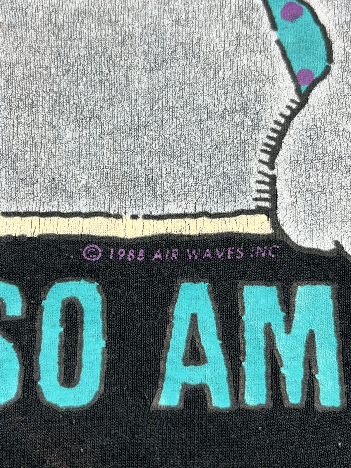 Vintage Vintage 1988 Air Waves Bunny Humor Tee Black M L 80s Size US M / EU 48-50 / 2 - 5 Thumbnail