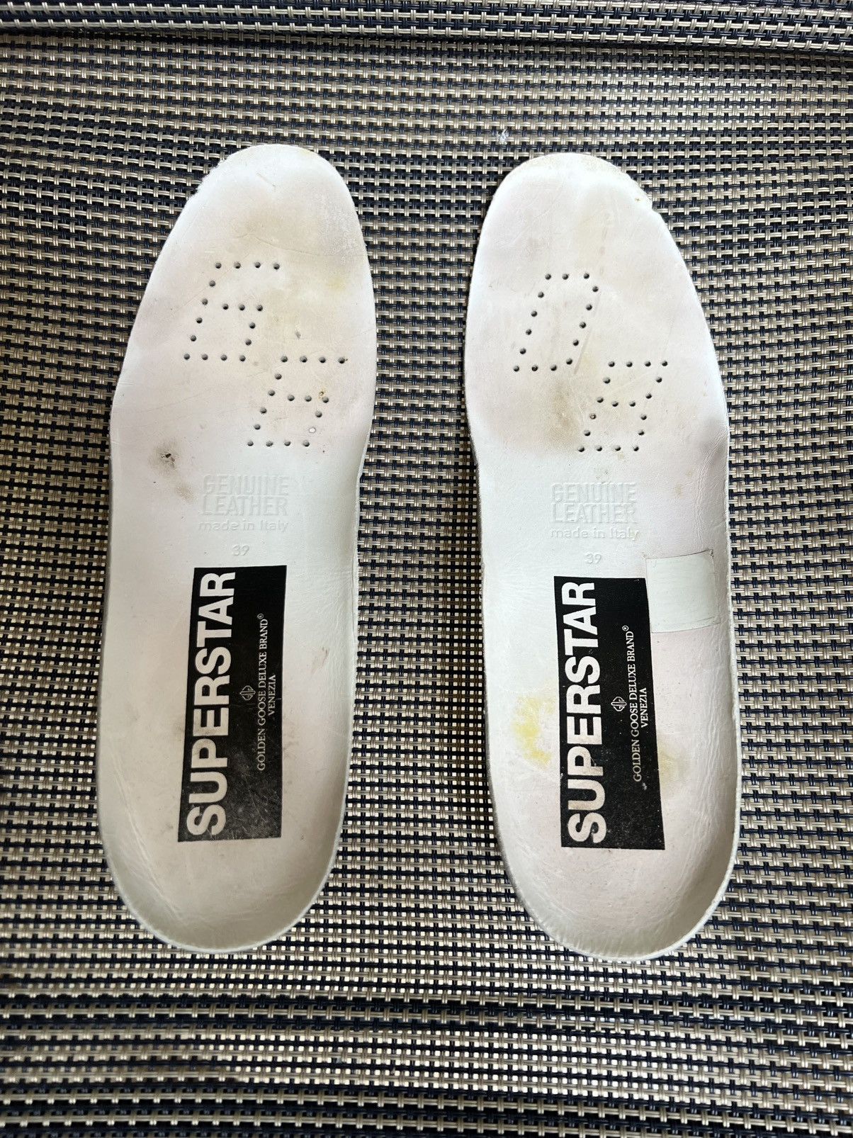 Golden Goose Golden Goose Superstar Silver Size US 6 / EU 39 - 10 Thumbnail