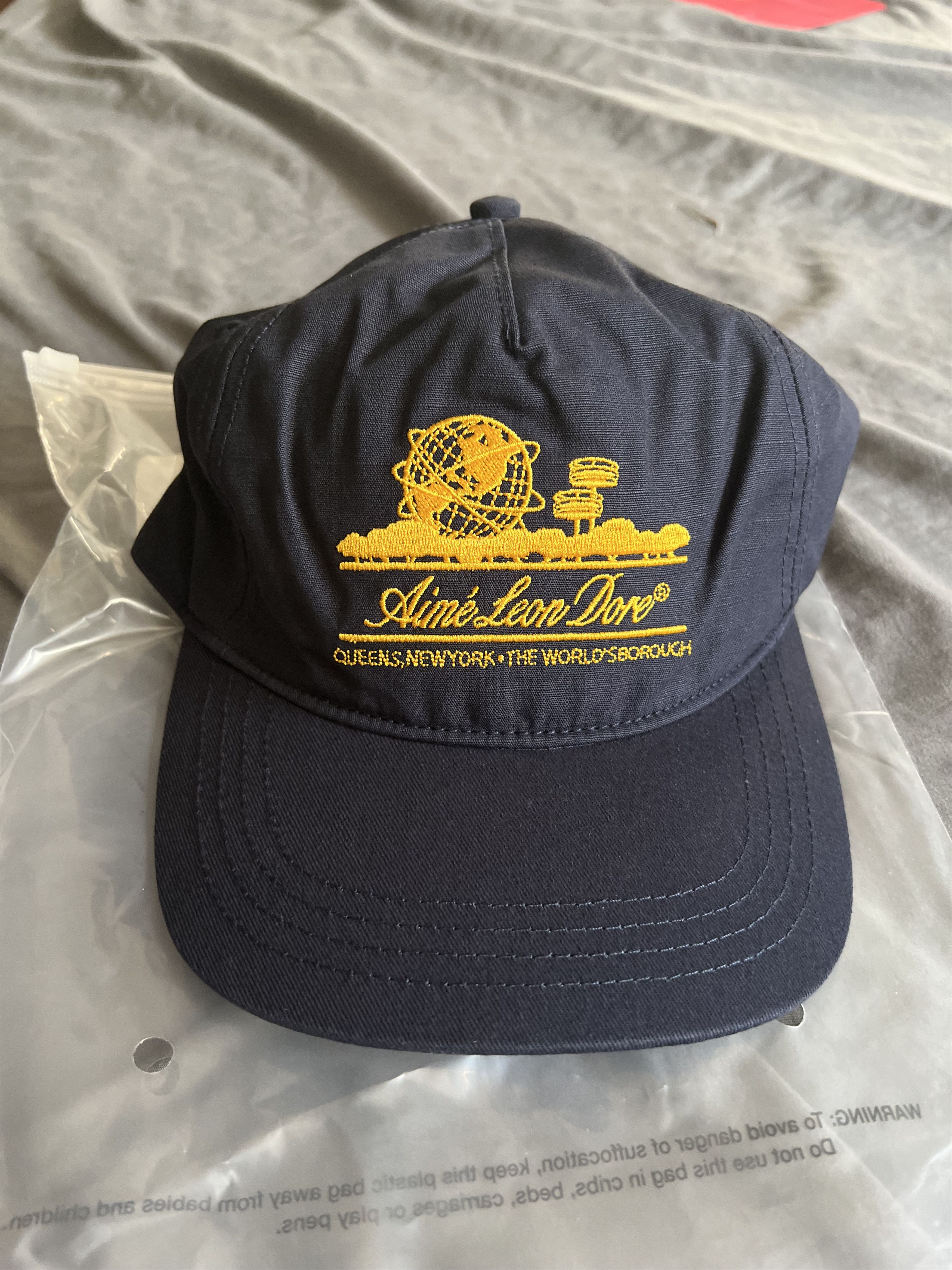 帽子 The World's Borough Hat The World's Borough Hat | Parallel
