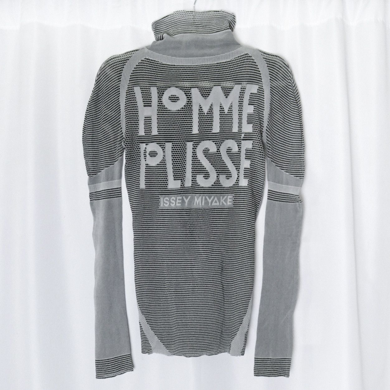 Homme Plisse Issey Miyake rare Homme Plissé Issey Miyake see through knit top Size US M / EU 48-50 / 2 - 1 Thumbnail