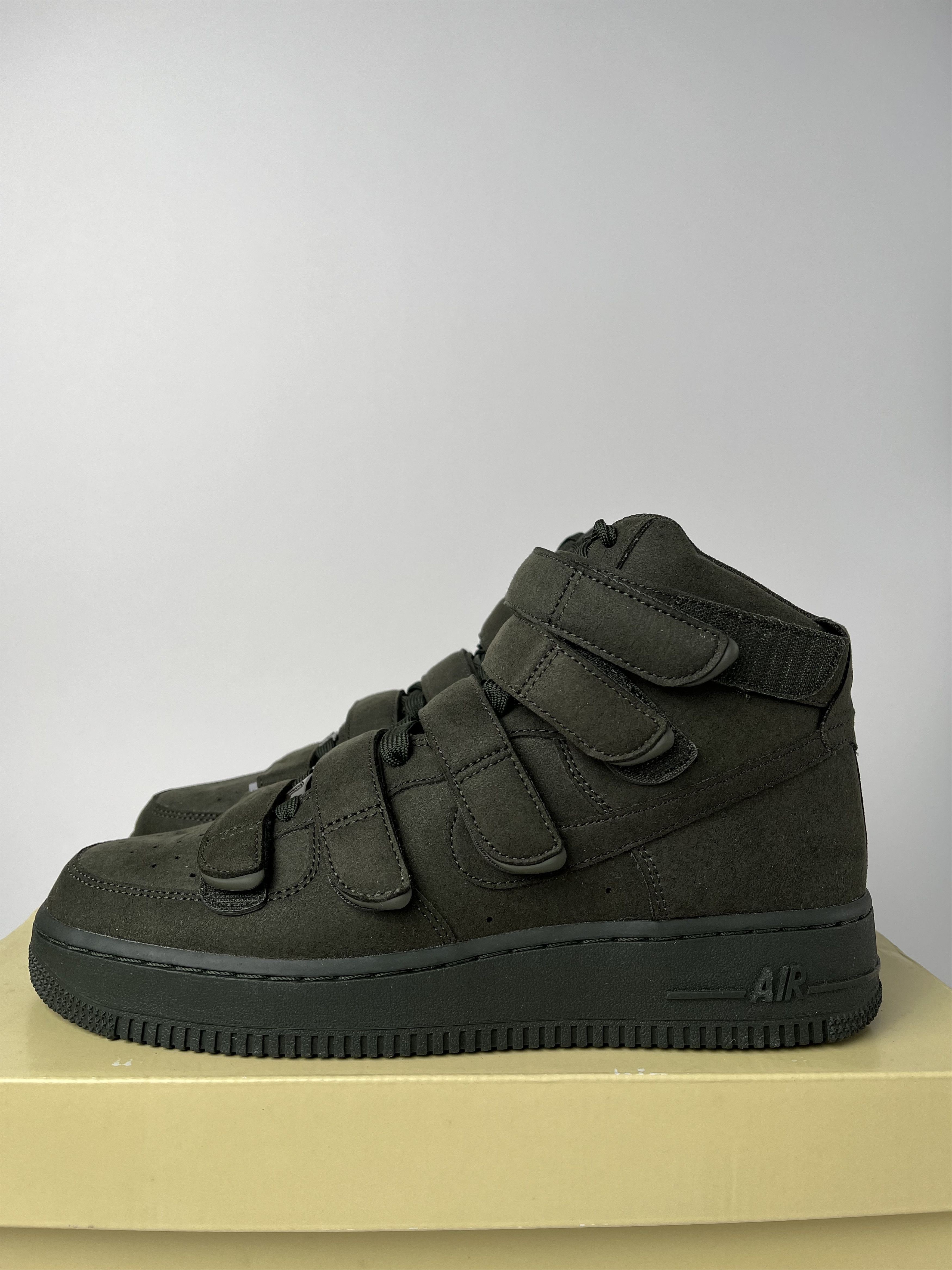 Billie Eilish × Nike High-top sneakers Nike x Billie Eilish Air Force 1 High '07 Size US 10.5 / EU 43-44 - 2 Thumbnail