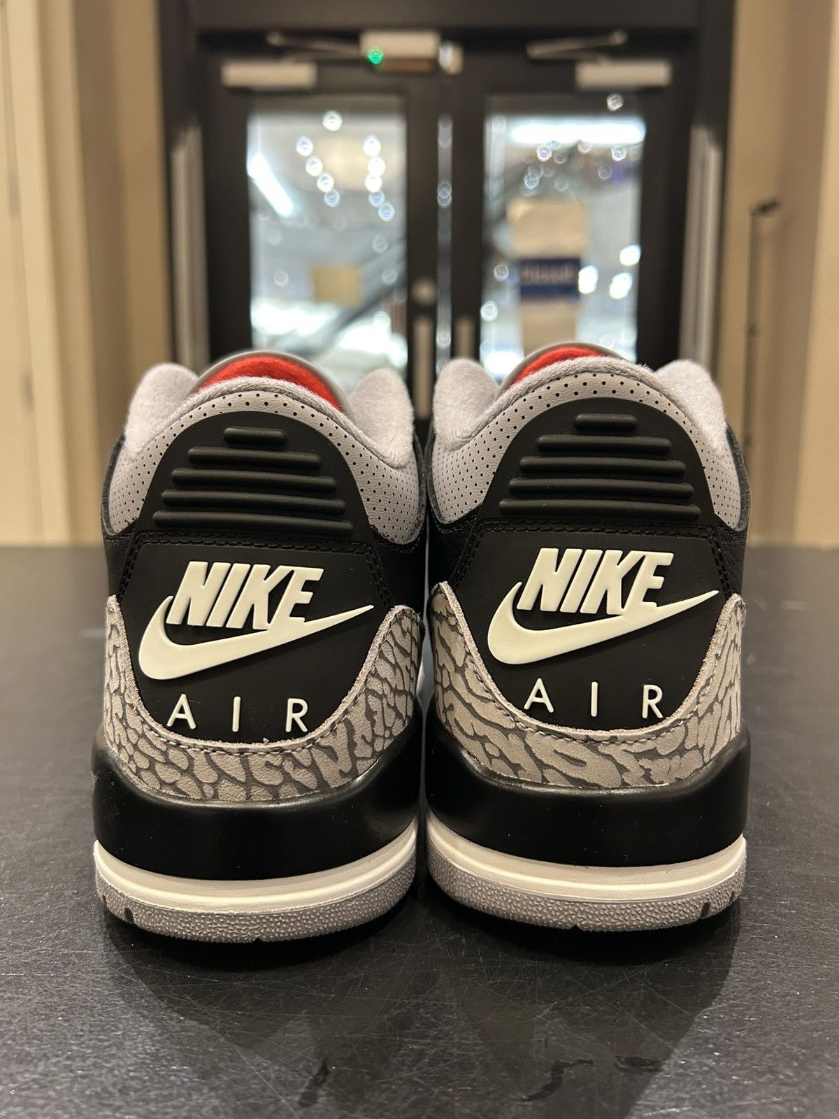 Jordan Brand Jordan 3 Retro ‘Black Cement’ Size US 8 / EU 41 - 5 Thumbnail
