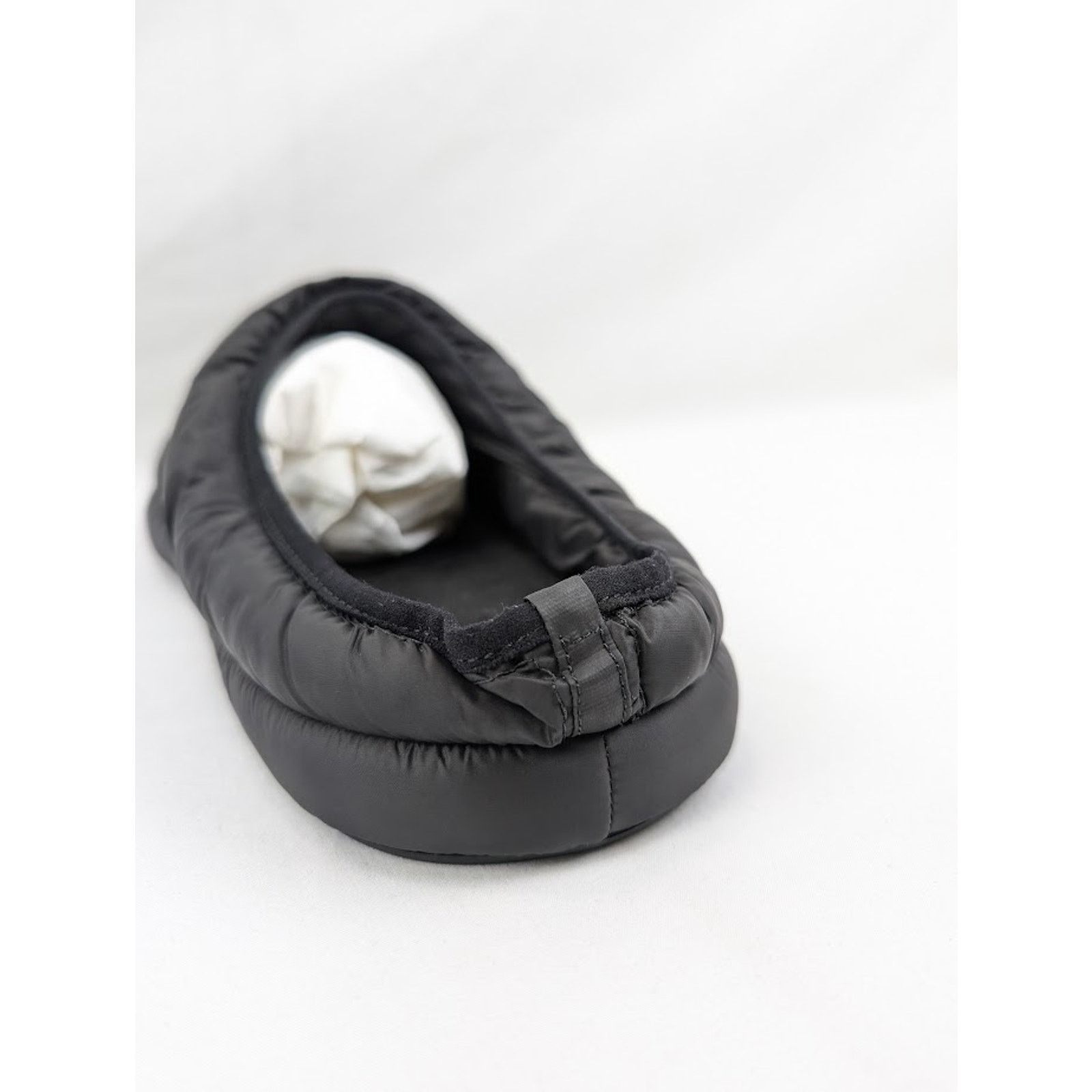 Balenciaga o1rshd1 Alaska Slipper Nylon in Black Size US 10 / EU 43 - 9 Thumbnail