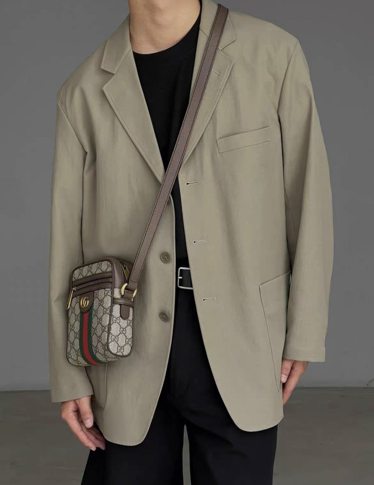 Uniqlo Uniqlo U Khaki Blazer J31 Size US M / EU 48-50 / 2 - 7 Thumbnail
