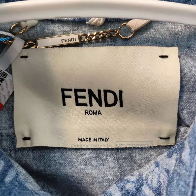 Fendi Fendi Denim Collar Printed Short-Sleeve Shirt Size XXS / US 00 / IT 34 - 3 Thumbnail