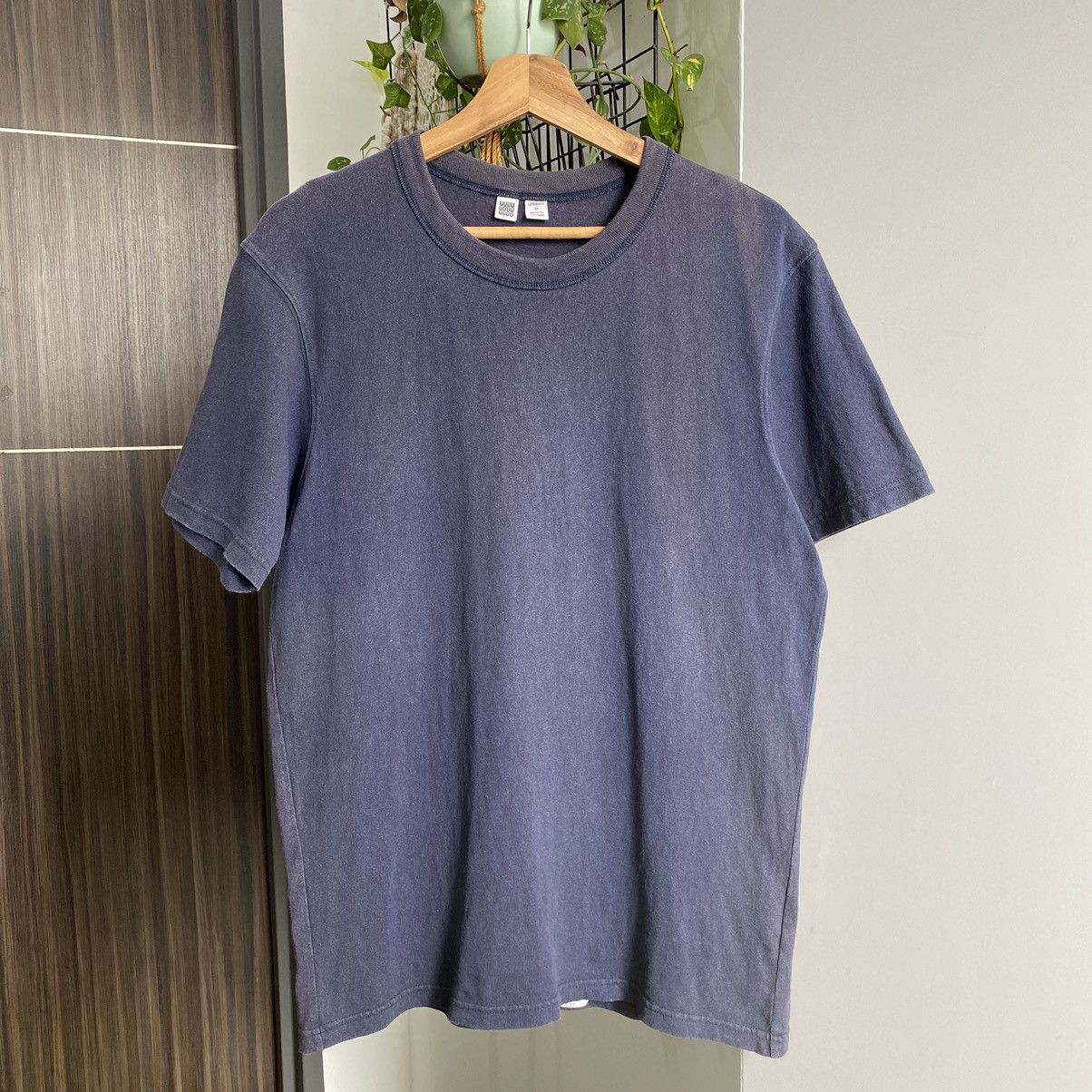 Lemaire × Uniqlo Thrashed Faded Lemaire x Uniqlo ERD GRUNGE PLAIN TSHIRT Size US M / EU 48-50 / 2 - 1 Thumbnail
