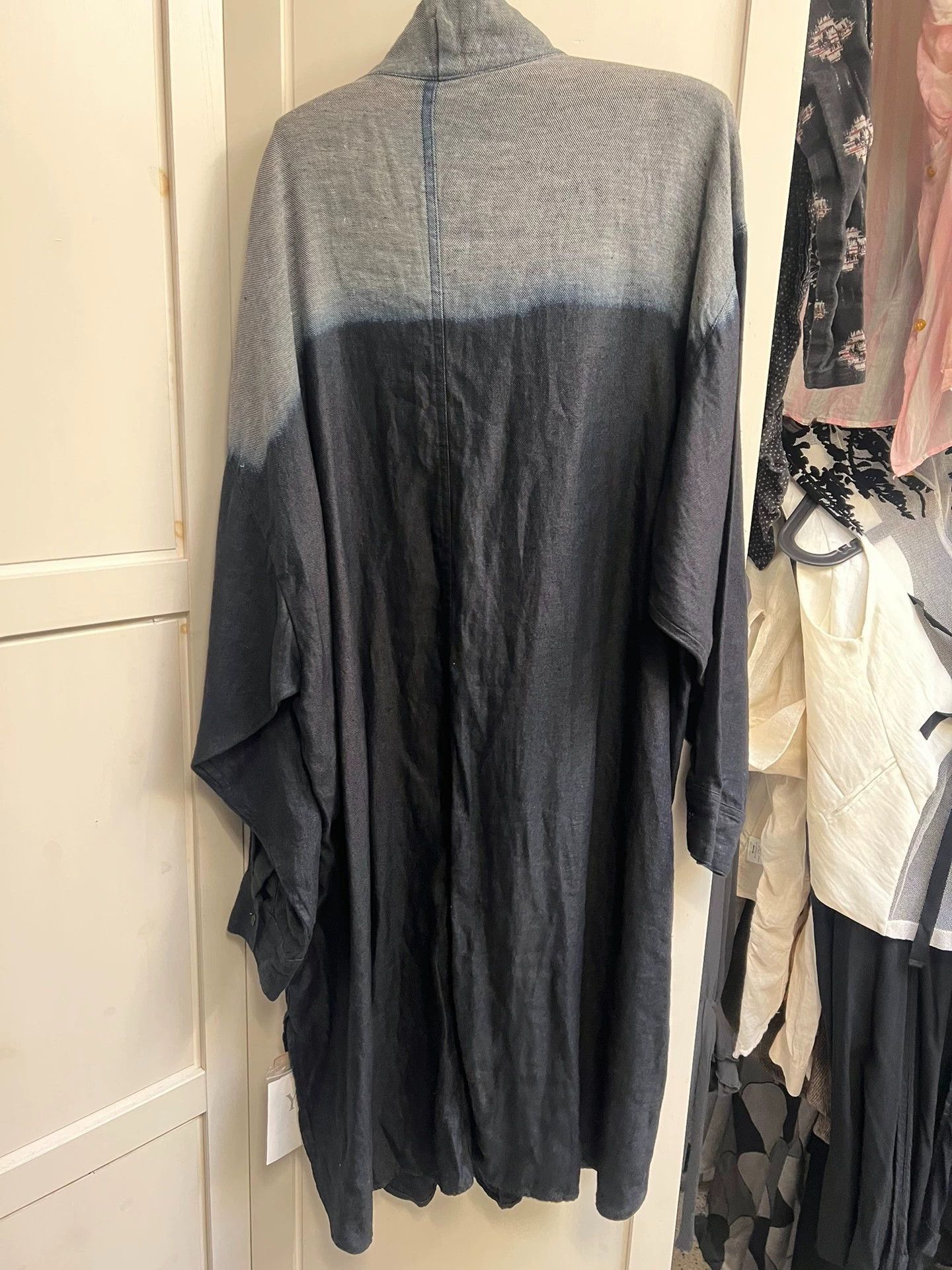 Yohji Yamamoto YS Yohji Yamamoto Japanese-made fine linen long shirt. Size ONE SIZE - 2 Thumbnail