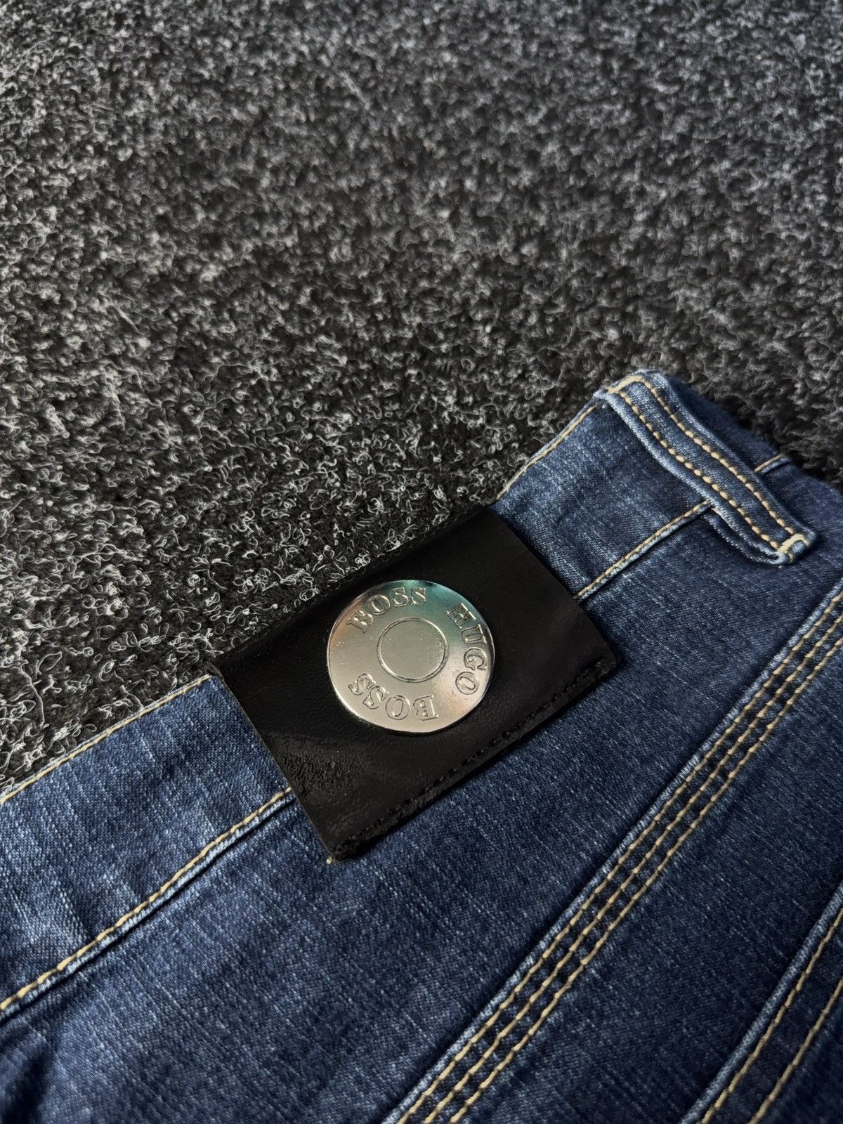 Hugo Boss Vintage 00s Retro Y2K Hugo Boss baggy denim pants Jeans Size US 38 / EU 54 - 14 Thumbnail