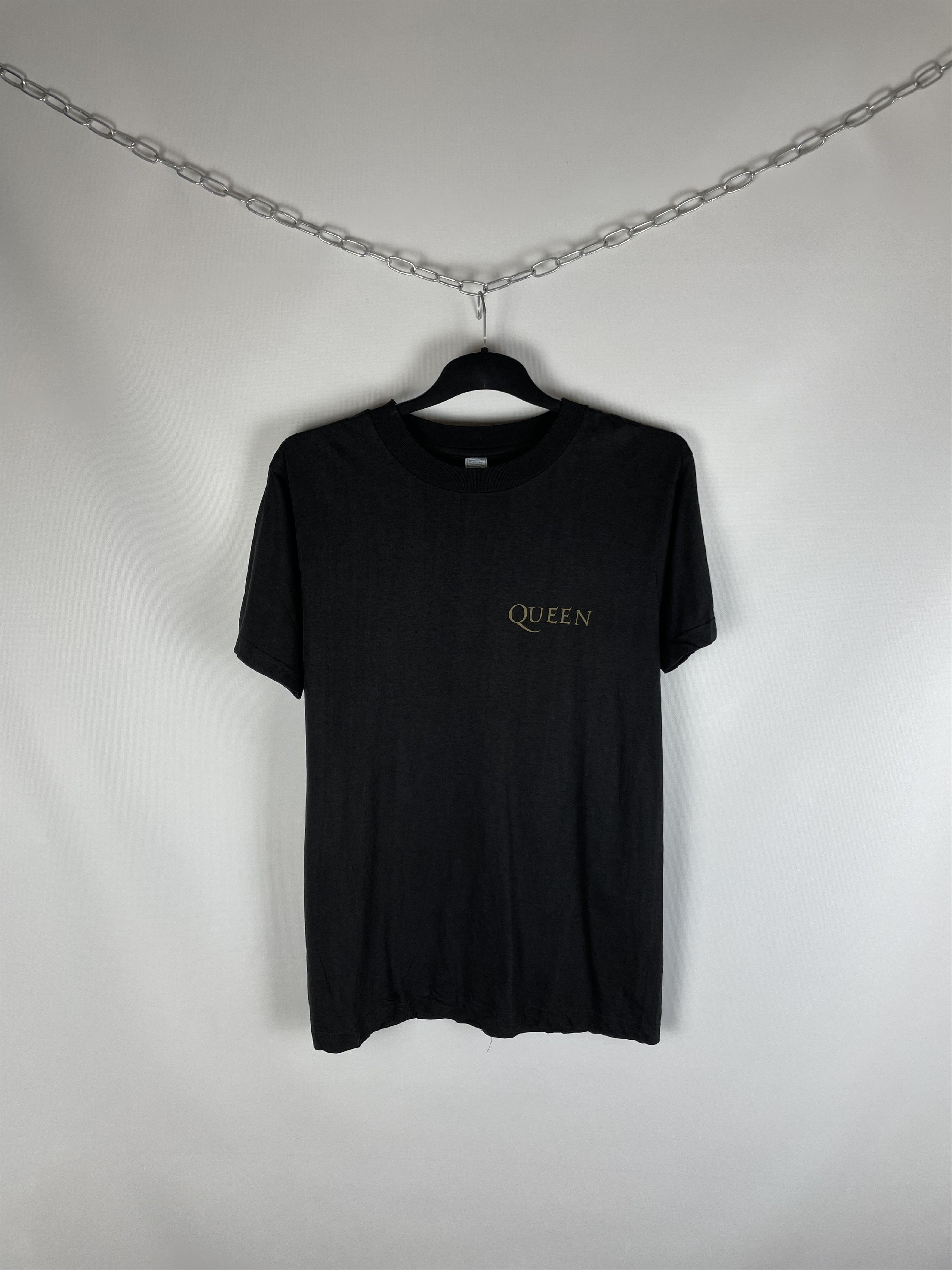 Band Tees VINTAGE 90'S QUEEN LOGO TEE Size US L / EU 52-54 / 3 - 1 Thumbnail