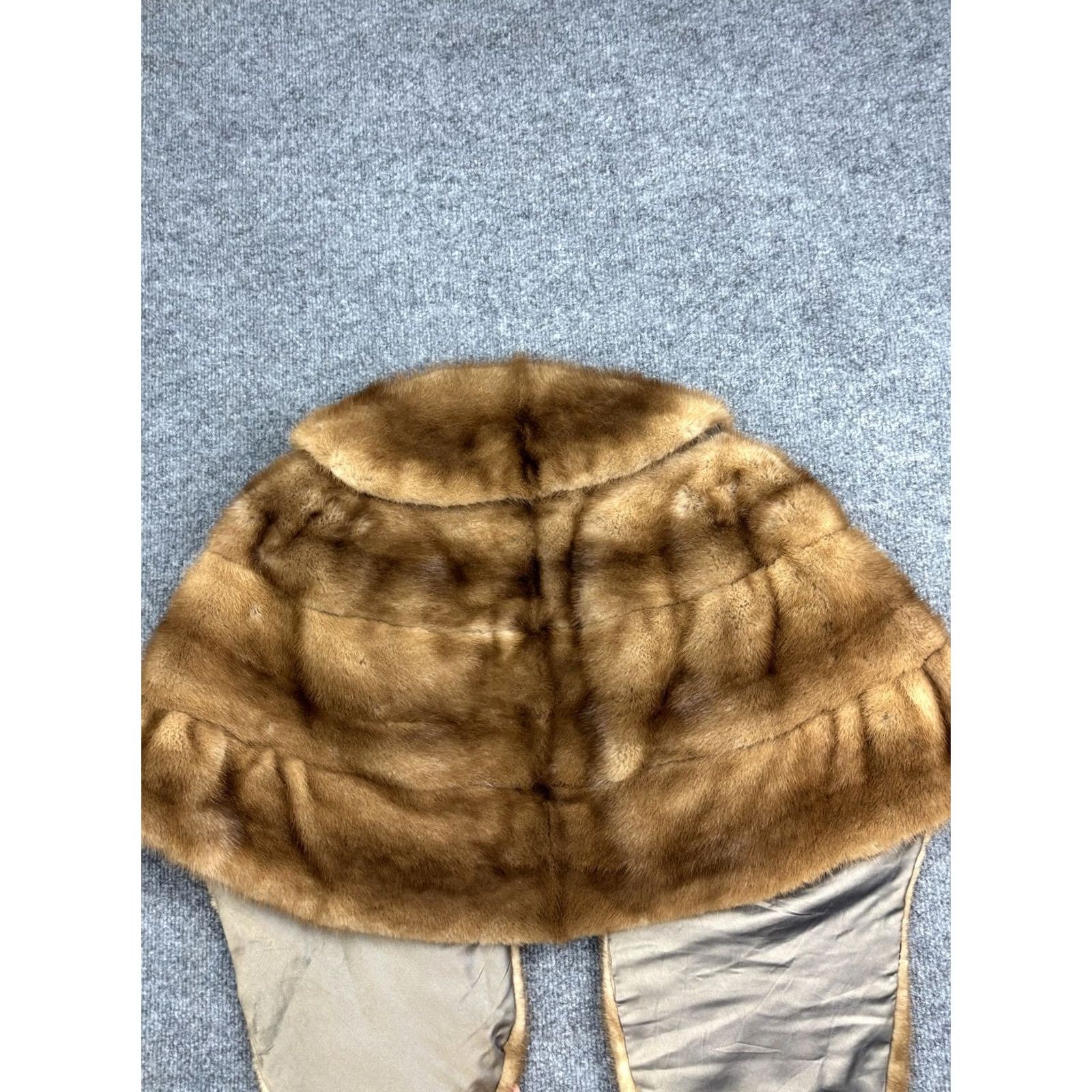 Vintage VINTAGE Fur Cape Womens One Size Brown Shawl Wrap Evening Formal Coat Stole Size ONE SIZE - 6 Thumbnail