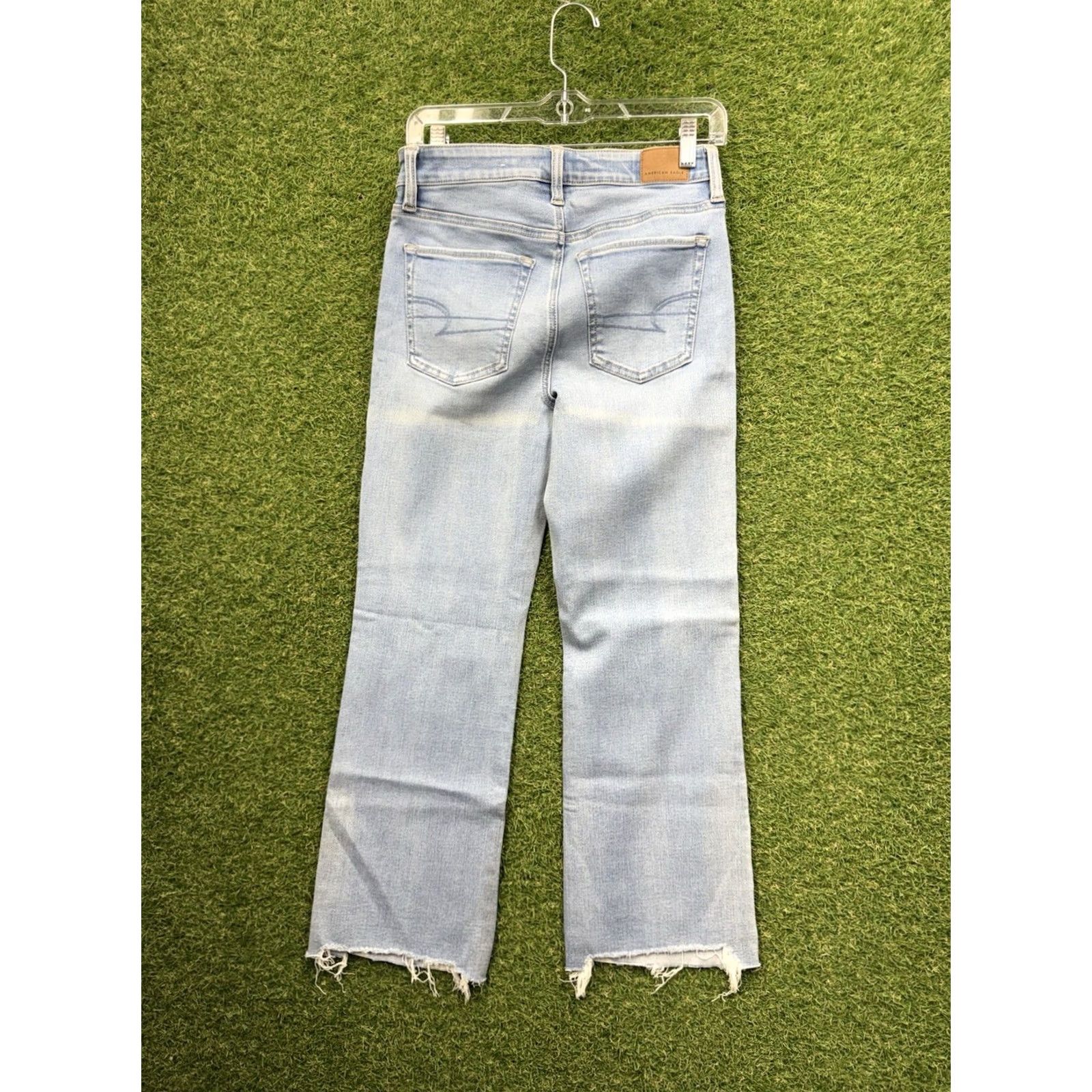 American Eagle Outfitters American Eagle Outfitters Jeans Womens 4 Next Level Low-Rise Bootcut Light Wash Denim Blue 27in inseam Regular Size 27" / US 4 / IT 40 - 2 Thumbnail