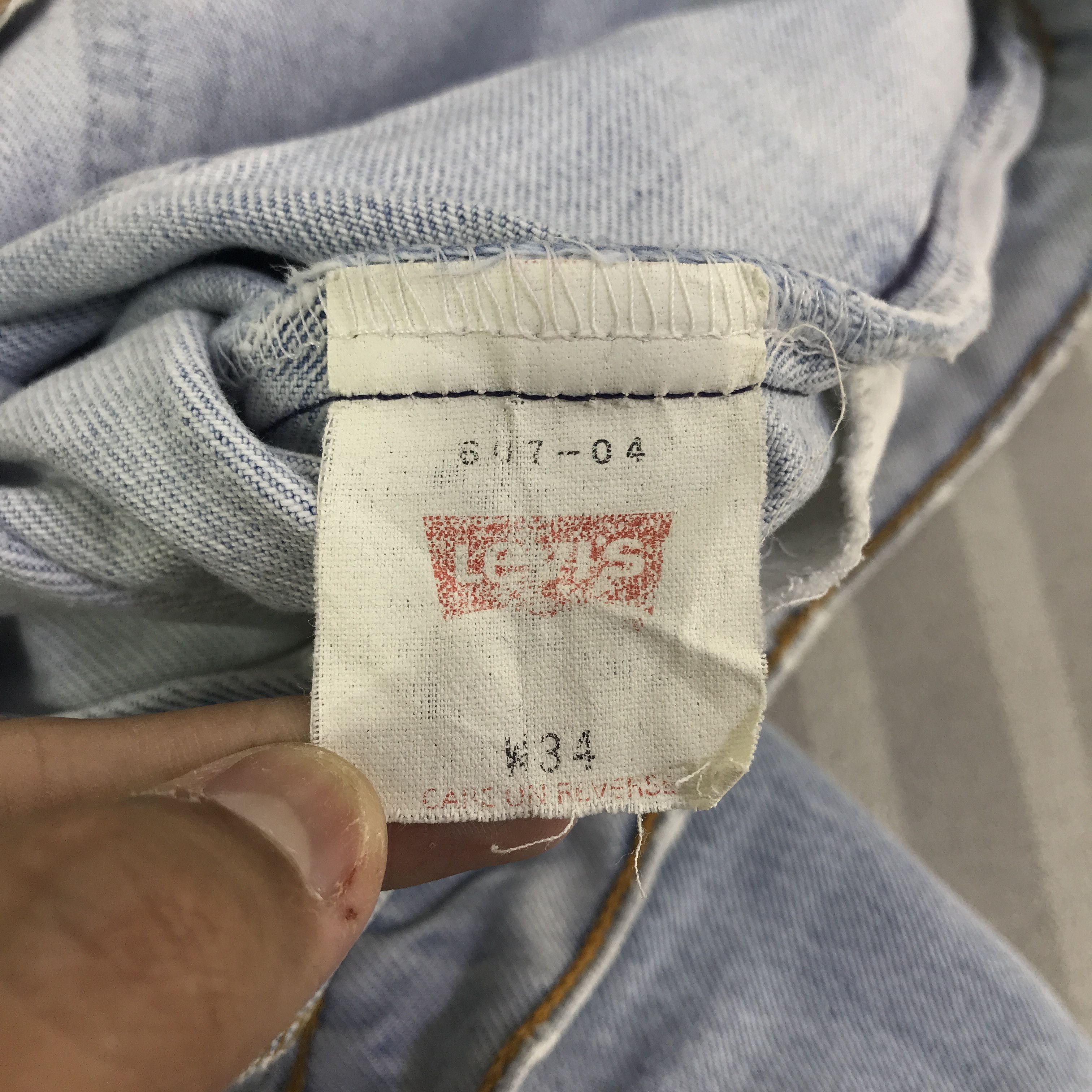 Levi's Vintage Clothing Vintage Levis light Wash Denim Jeans Pants K130B22 Size US 32 / EU 48 - 18 Thumbnail
