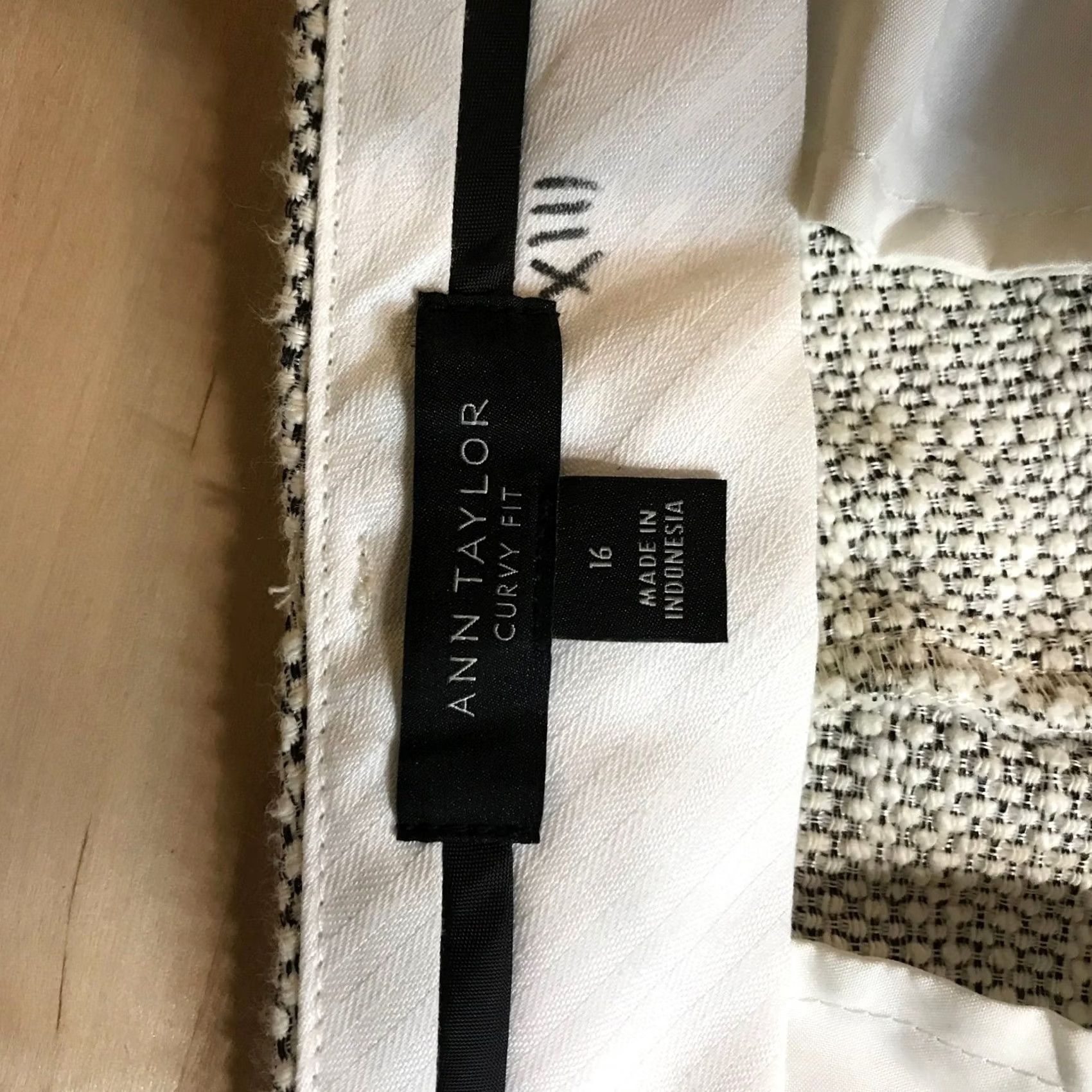 Ann Taylor Ann Taylor Curvy Fit Pants Size 16 Geometric Print Straight Leg Trousers Size 38" / US 16 / IT 52 - 7 Thumbnail