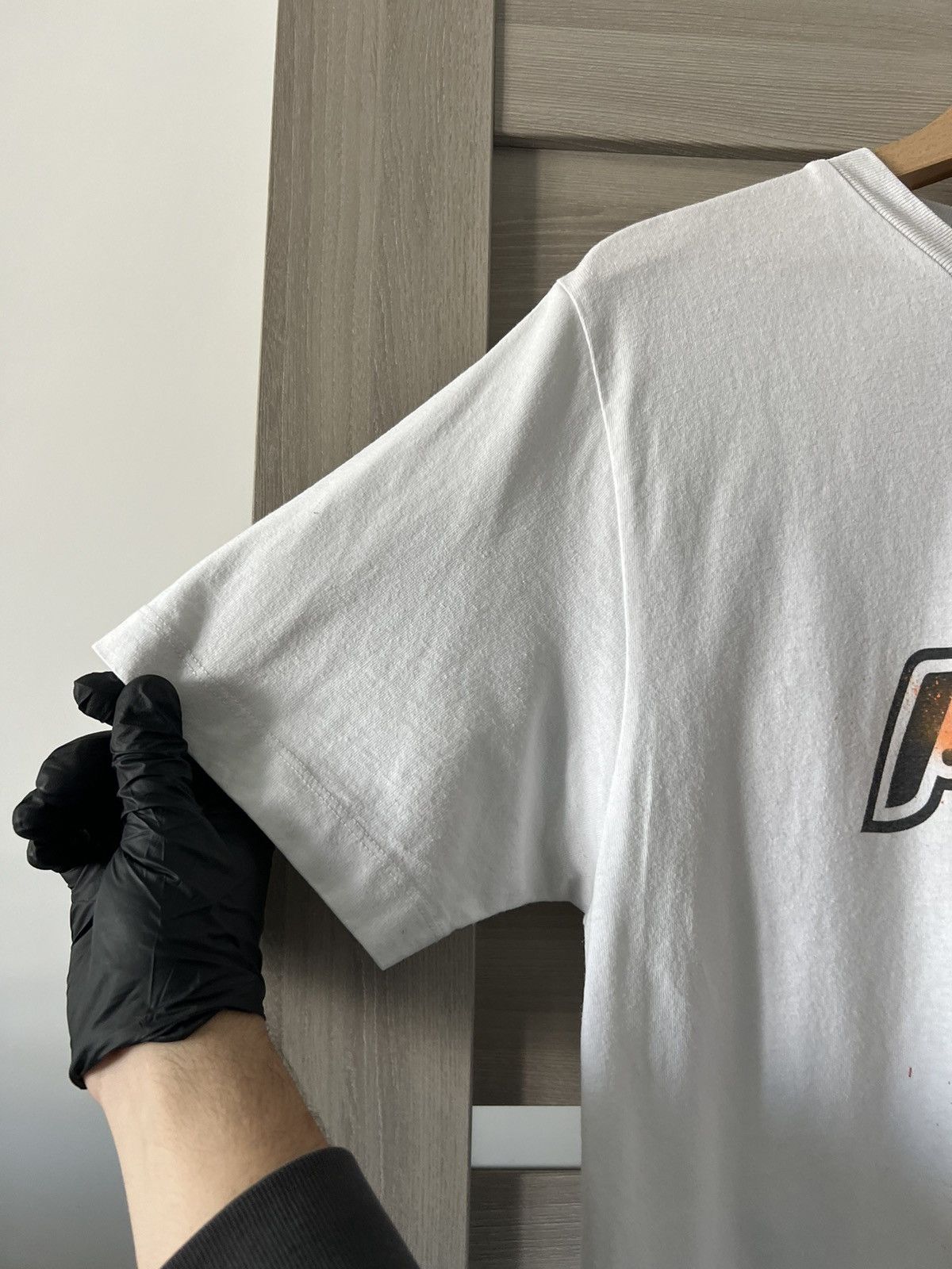Off-White Off-White Pivot Fish T Shirt M Size Size US M / EU 48-50 / 2 - 20 Thumbnail