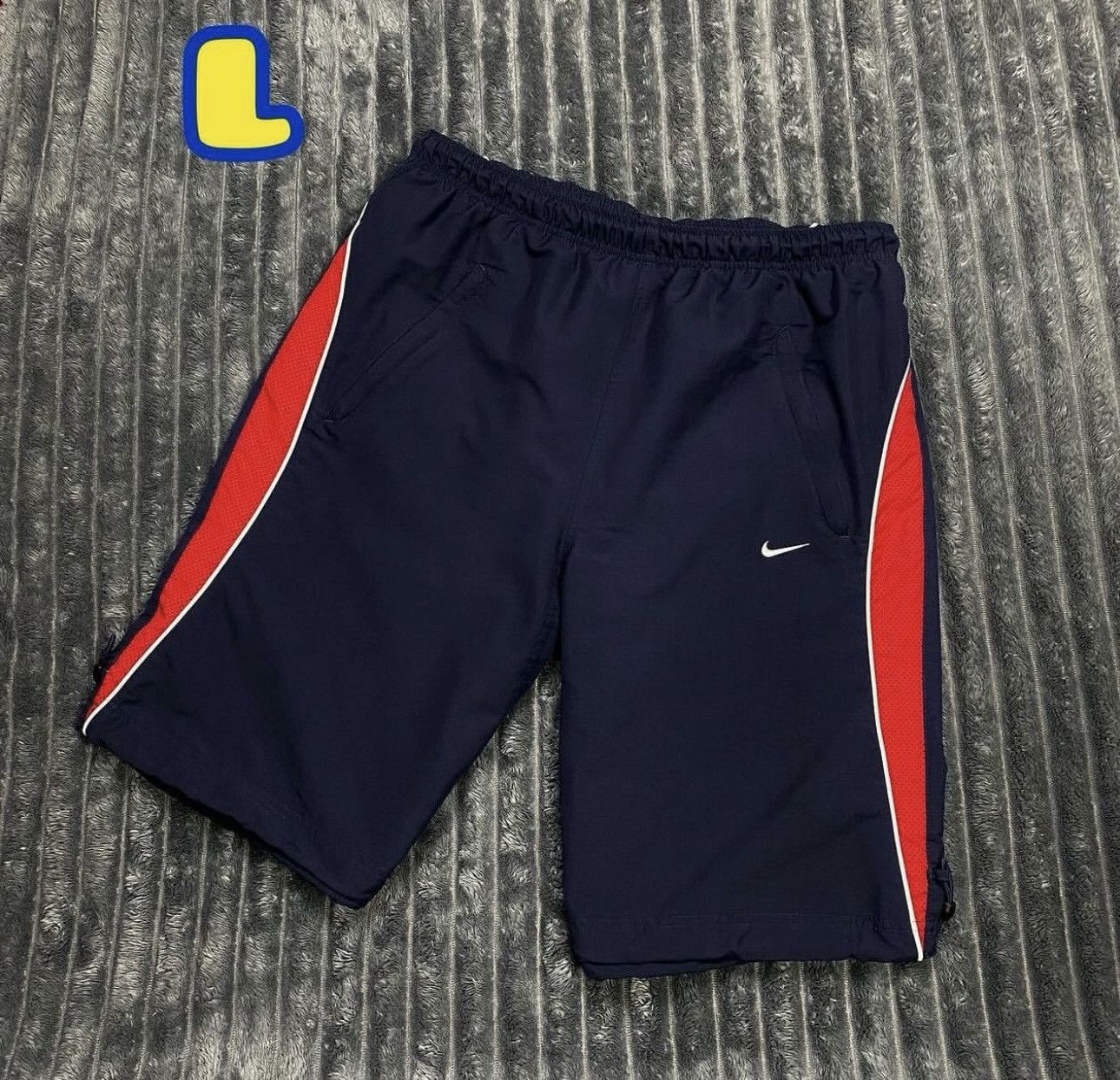 Nike Vintage Nike Shorts size L Size US 34 / EU 50 - 2 Thumbnail