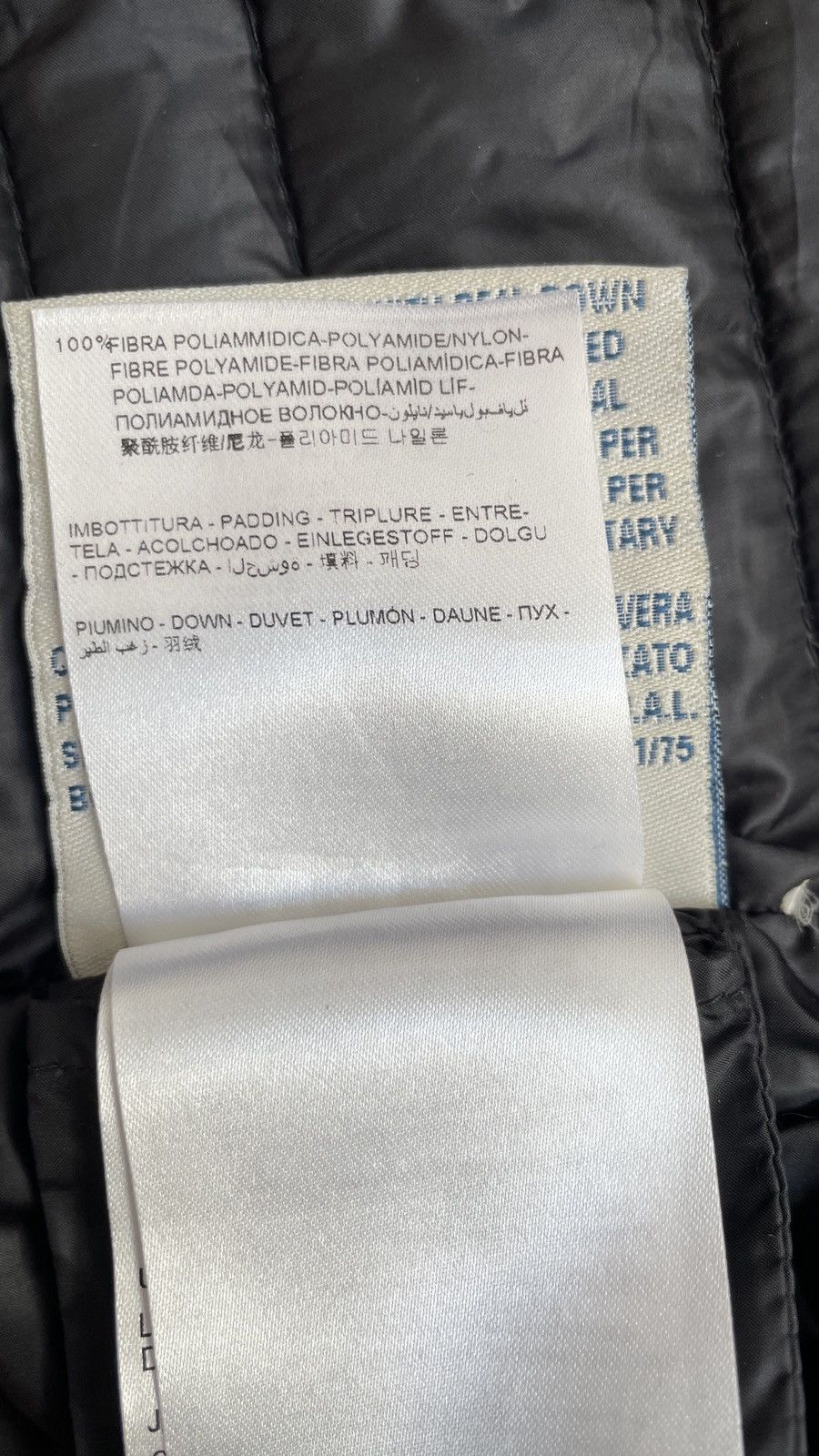 Moncler MONCLER LADIS GIOBBOTTO DOWN JACET Size M / US 6-8 / IT 42-44 - 24 Thumbnail