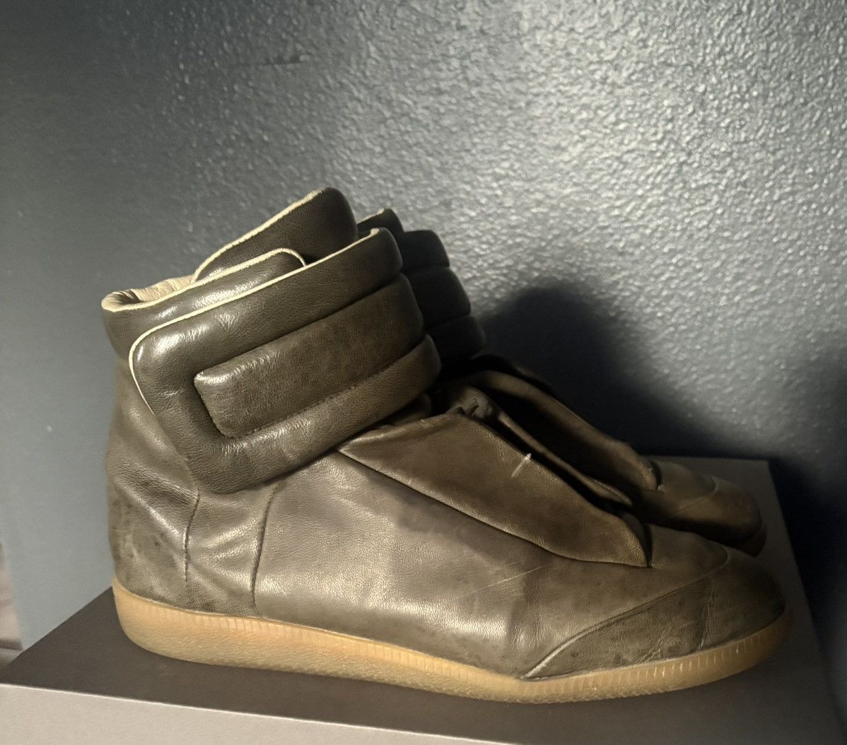 Maison Margiela Maison margiela olive future sneakers Size US 10 / EU 43 - 1 Thumbnail