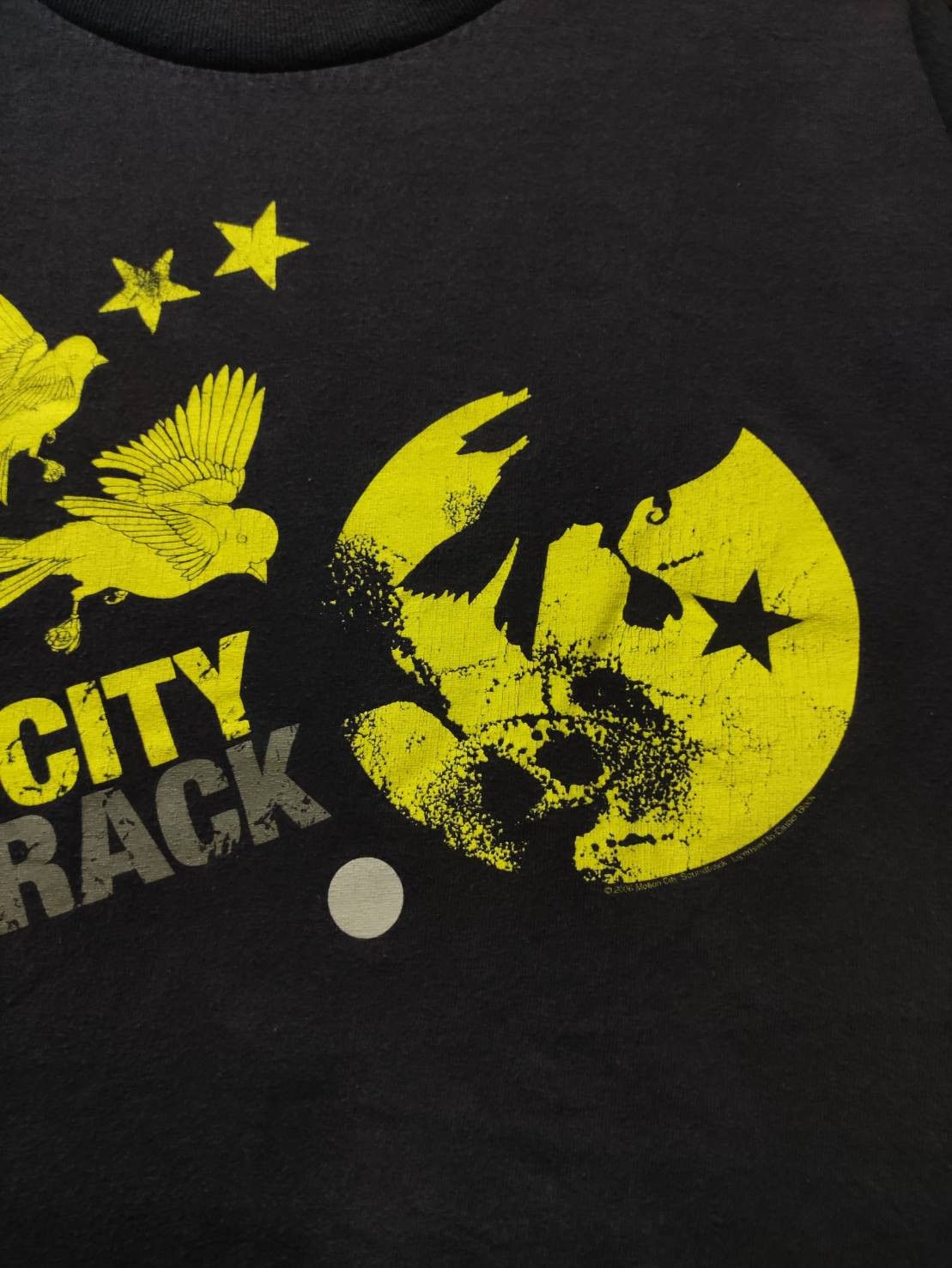 Band Tees Vtg 00's Motion City Soundtrack " Moon & Birds " T-Shirt Size US L / EU 52-54 / 3 - 4 Thumbnail
