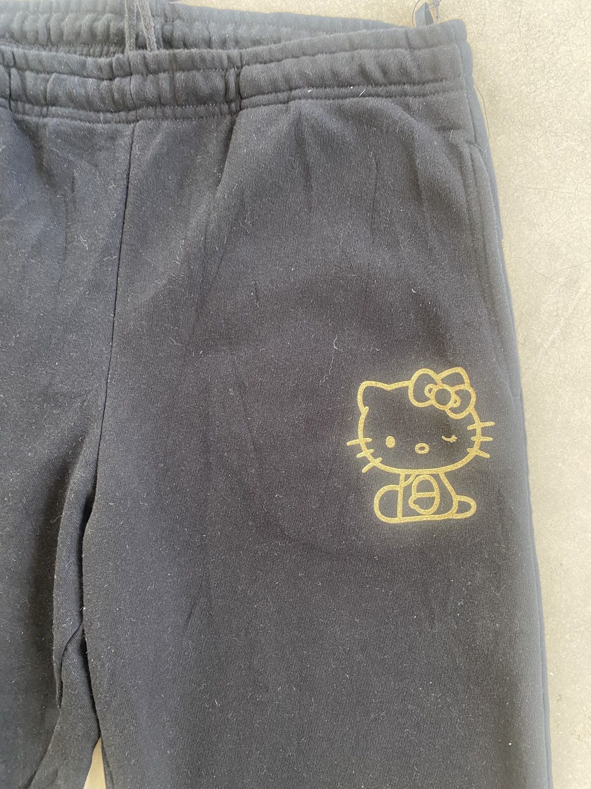 Anime × Japanese Brand HELLO KITTY JOGER Size 38" / US 16 / IT 52 - 4 Thumbnail