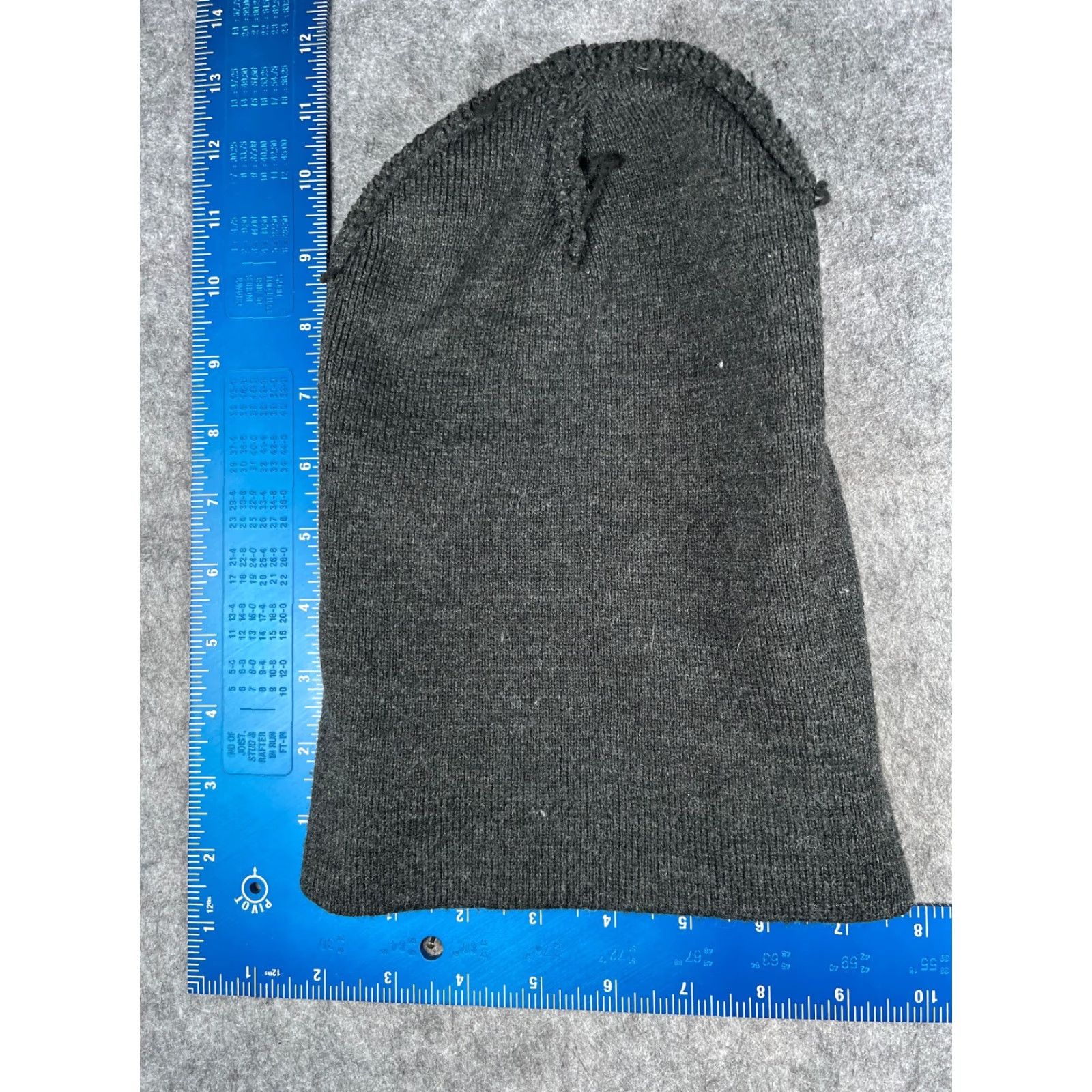 Vintage Beanie Toque Adult One Size Gray Knit Acrylic Ski Camp Hike Winter Snow Outdoors Size ONE SIZE - 4 Thumbnail