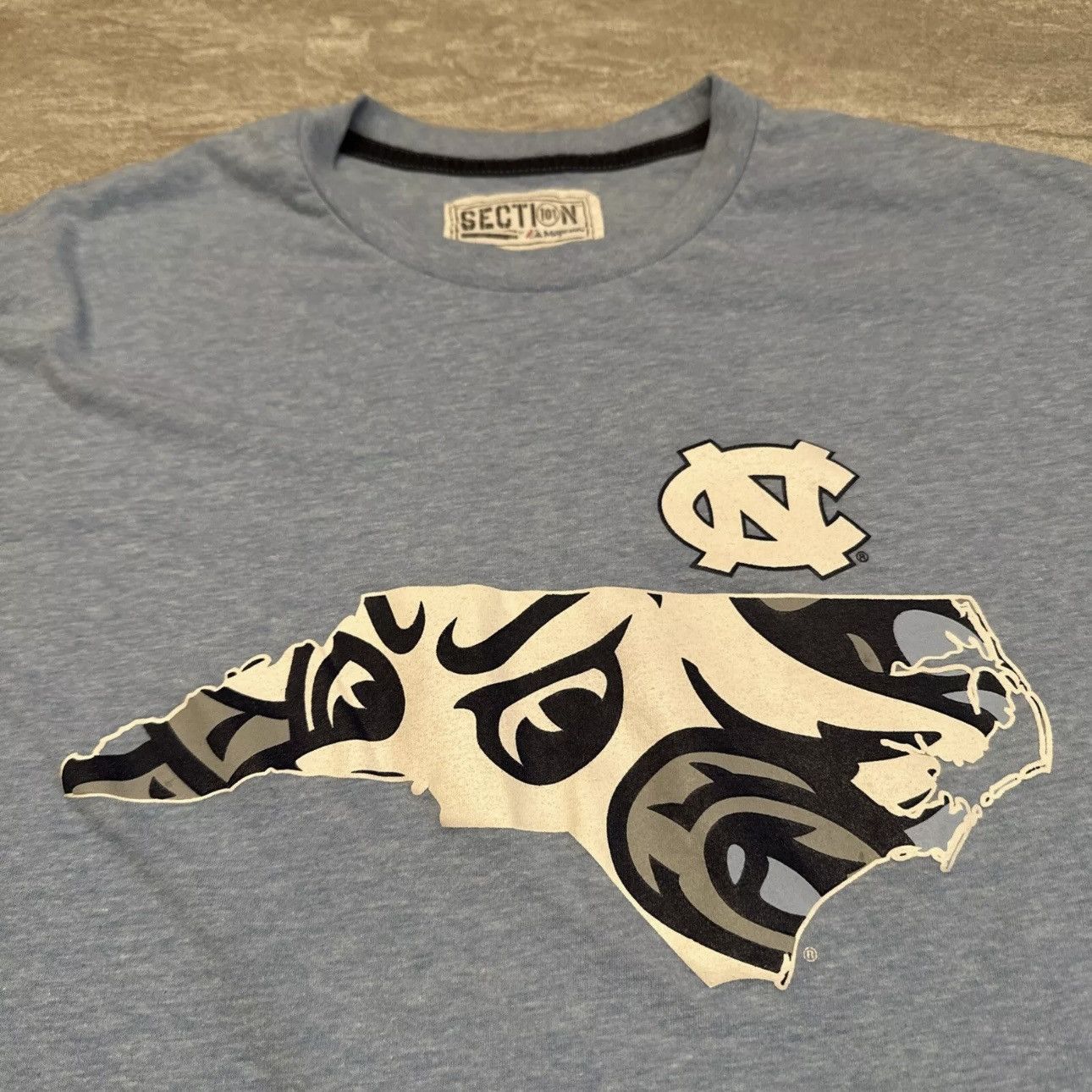 Majestic × NCAA Majestic Section 101 UNC TarHeels North Carolina State Shirt Size US L / EU 52-54 / 3 - 2 Thumbnail