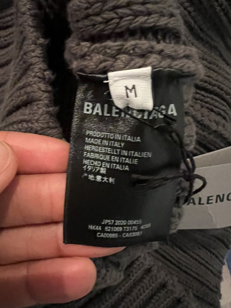 Balenciaga Balenciaga Political Heavy Knit Hoodie Size US M / EU 48-50 / 2 - 7 Thumbnail