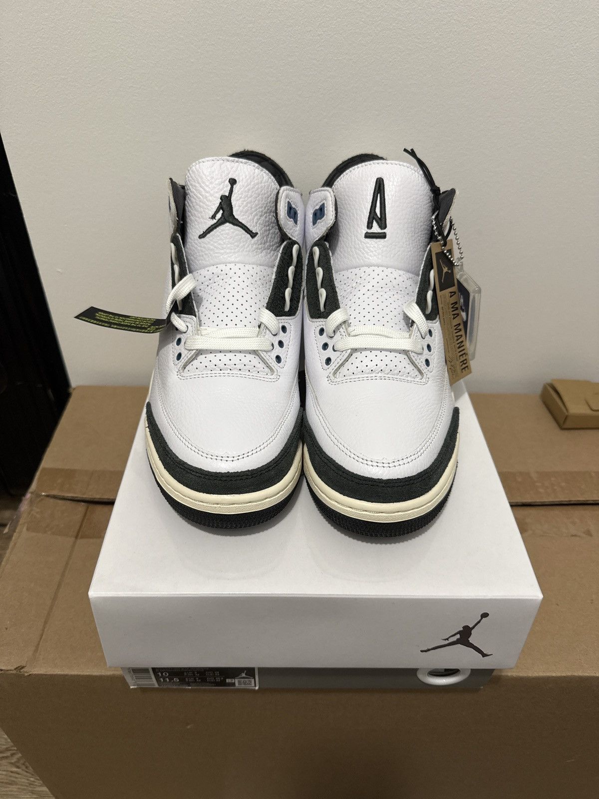 Jordan Brand Air Jordan 3 Retro 3 OG SP A Ma Maniére Diffused Blue Size US 10 / EU 43 - 4 Thumbnail