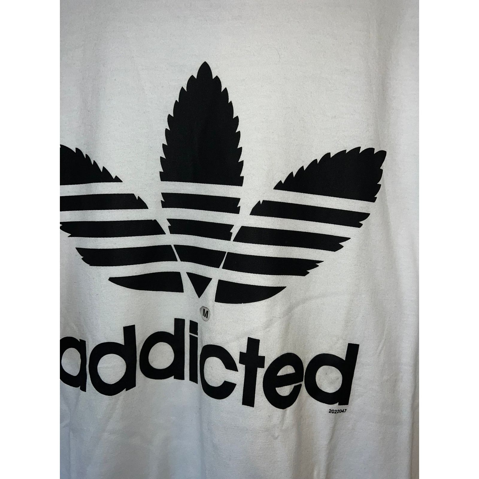Gildan Y2K Addicted Adidas Weed Marijuana Smoke White Shirt 2000s M Size US M / EU 48-50 / 2 - 3 Thumbnail